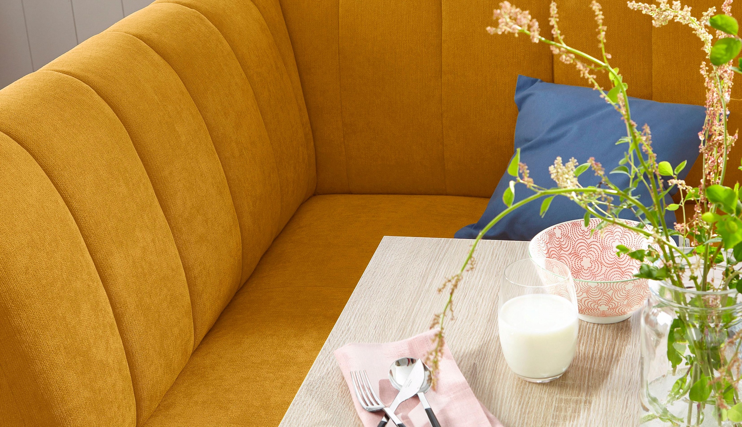 exxpo - sofa fashion Eckbank »Costa, moderne Rückensteppung, bequem und elegant, hoher Holzfuß«, hochwertig verarbeitet, Frei im Raum stellbar