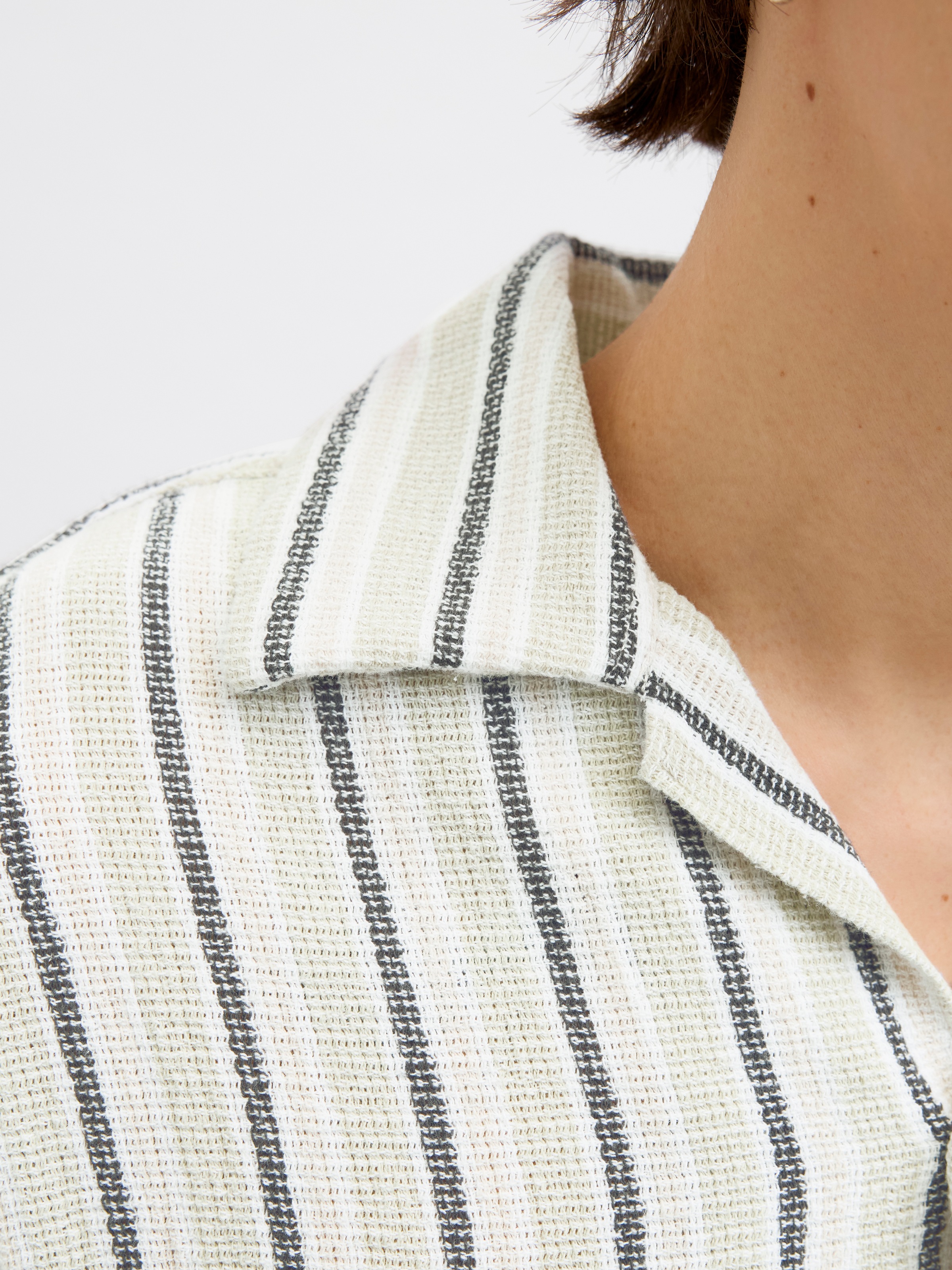 Jack & Jones Kurzarmhemd »JORCOBA STRIPE RESORT SHIRT SS SN«
