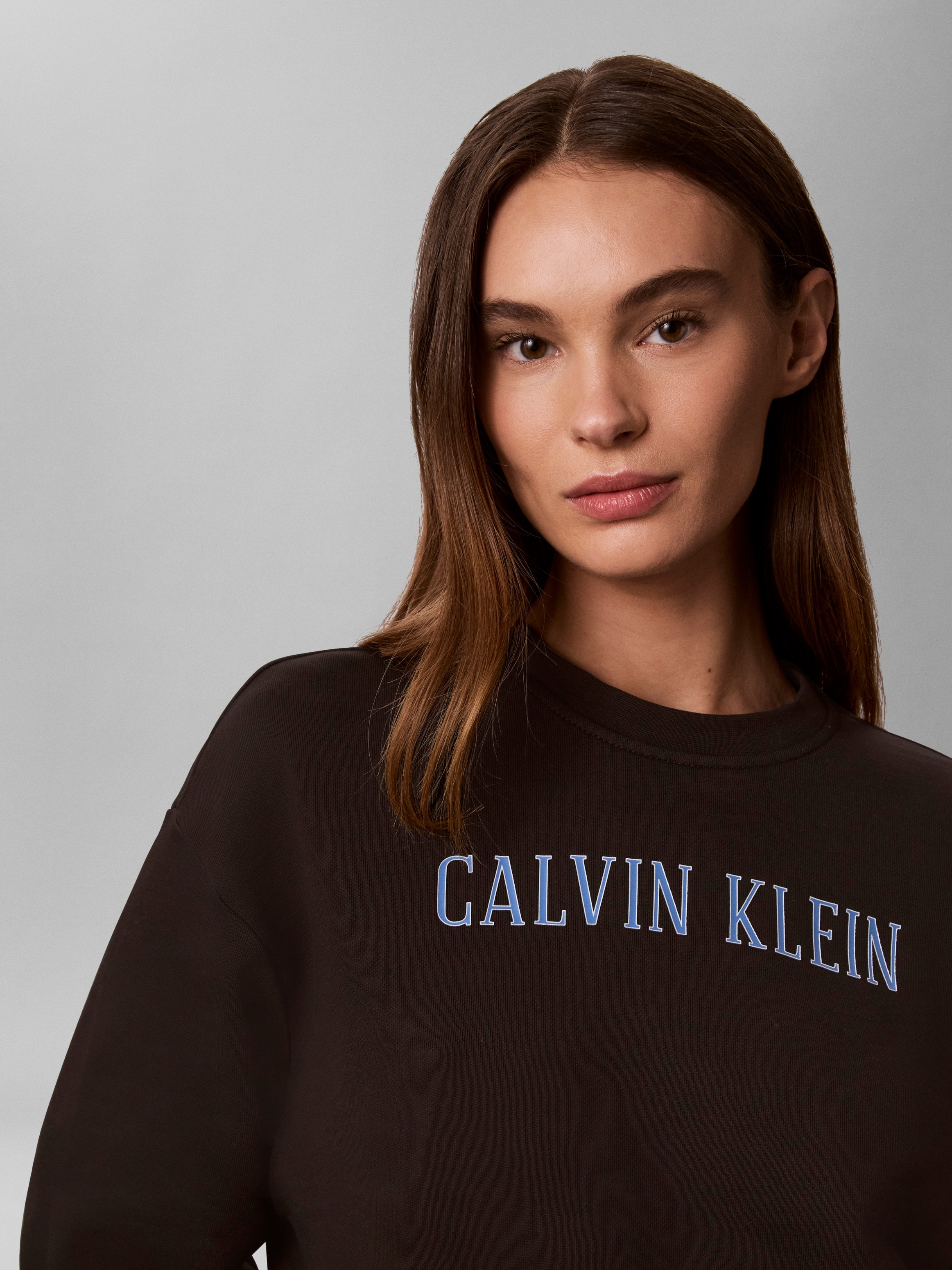 Calvin Klein Jeans Sweatshirt , Rundhalsausschnitt, cropped, Logoschriftzug

