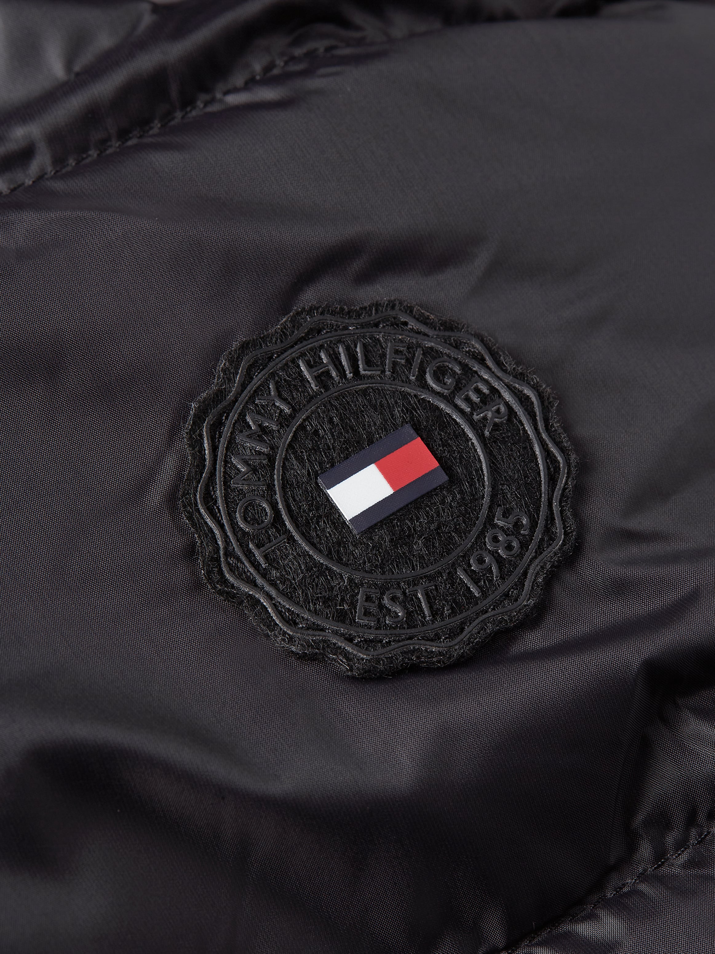 Tommy Hilfiger Steppjacke, mit Logoprägung