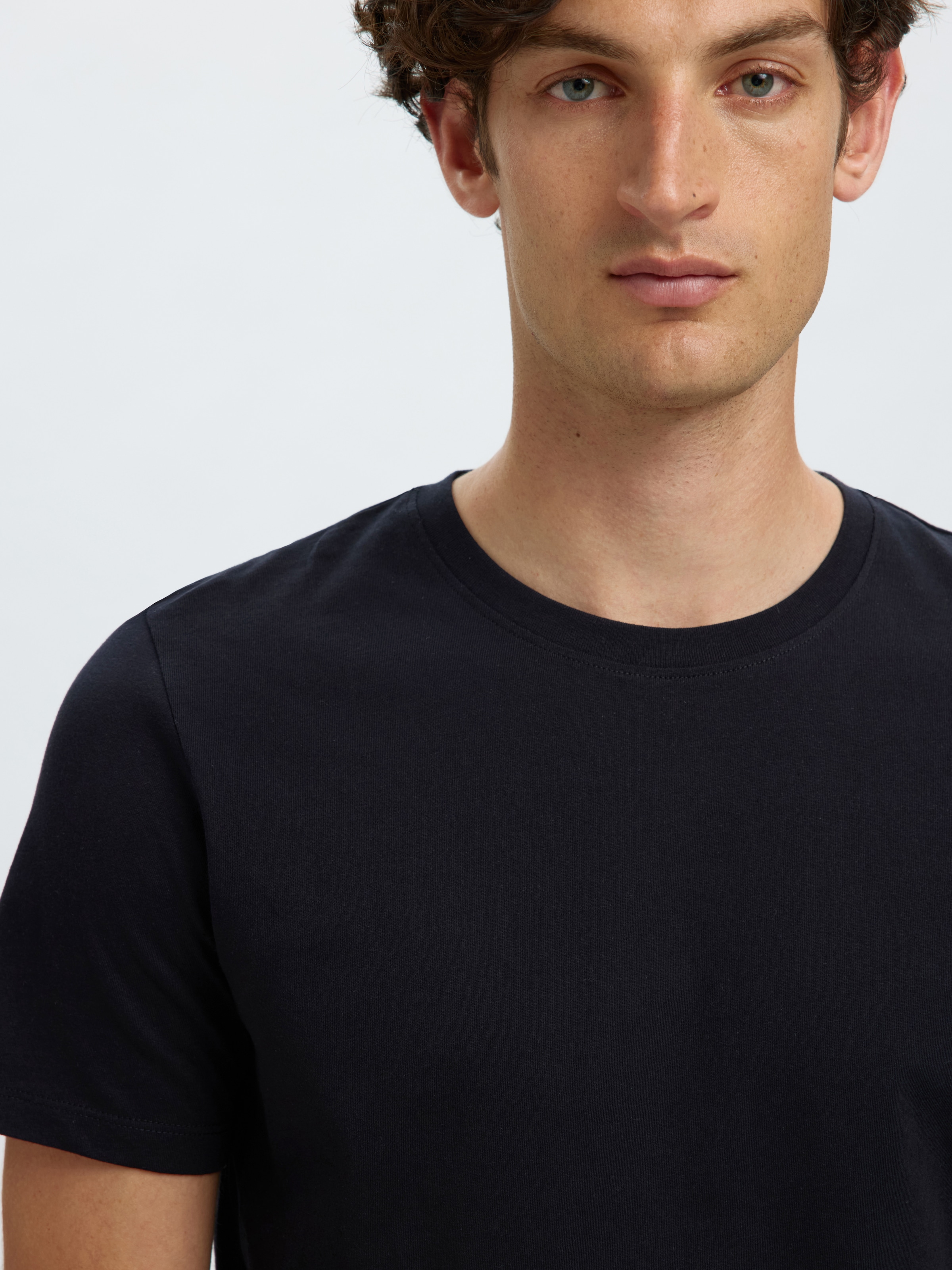 SELECTED HOMME Rundhalsshirt »SLHCORMAC SS O-NECK TEE 5 PACK NOOS« Packung, 5 Stk. tlg.