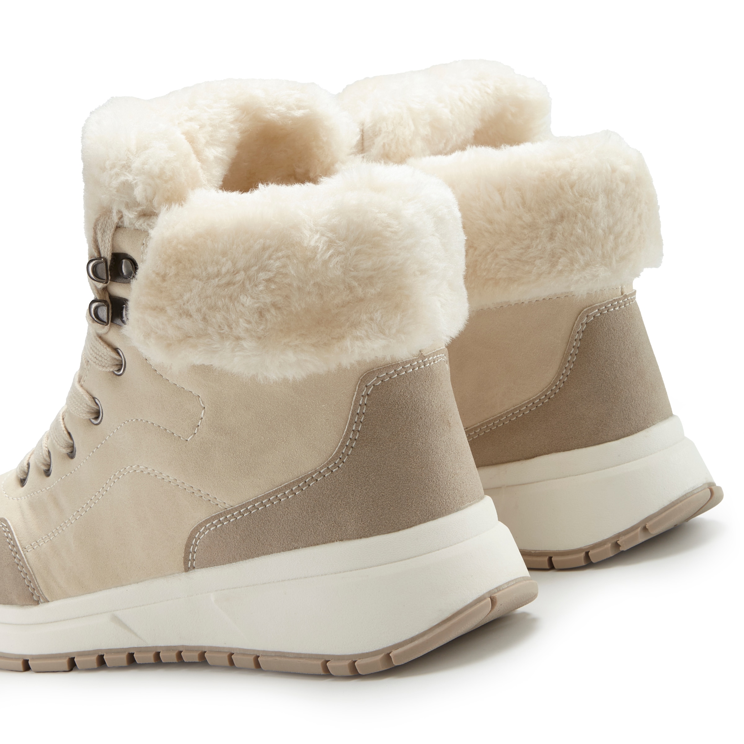LASCANA Winterstiefelette »High Top Sneaker, Schnürschuh, Boots, Stiefelette«  aus wasserabweisendem Material mit Warmfutter VEGAN