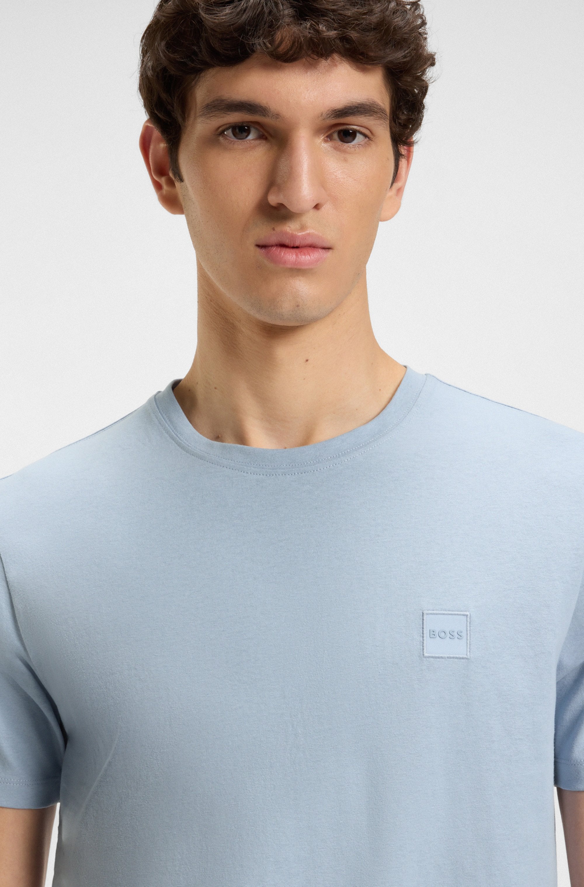 BOSS ORANGE T-Shirt »Tales«, mit BOSS Stickerei auf der Brust