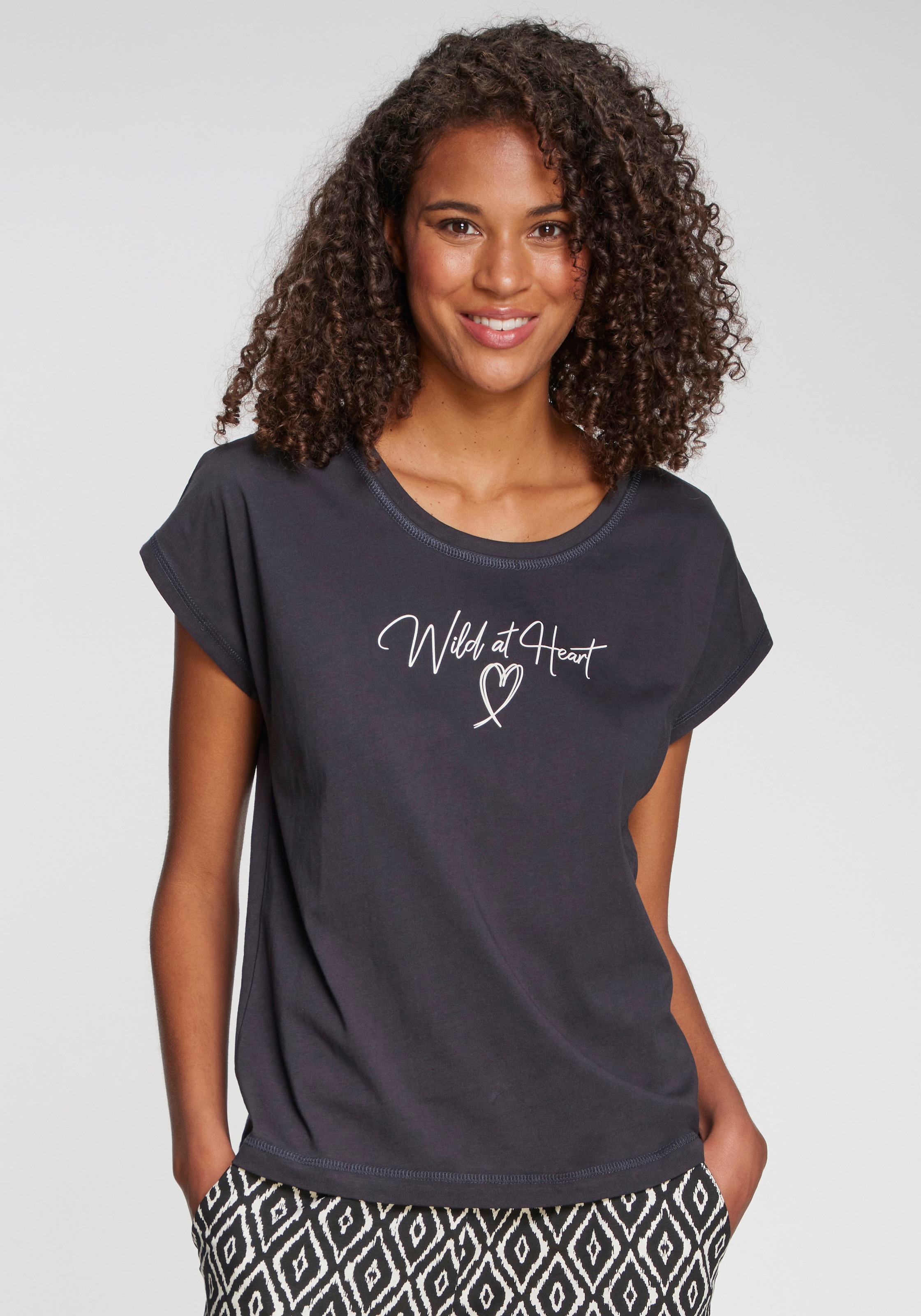 Vivance Dreams Pyjamaoberteil mit  Herzprint