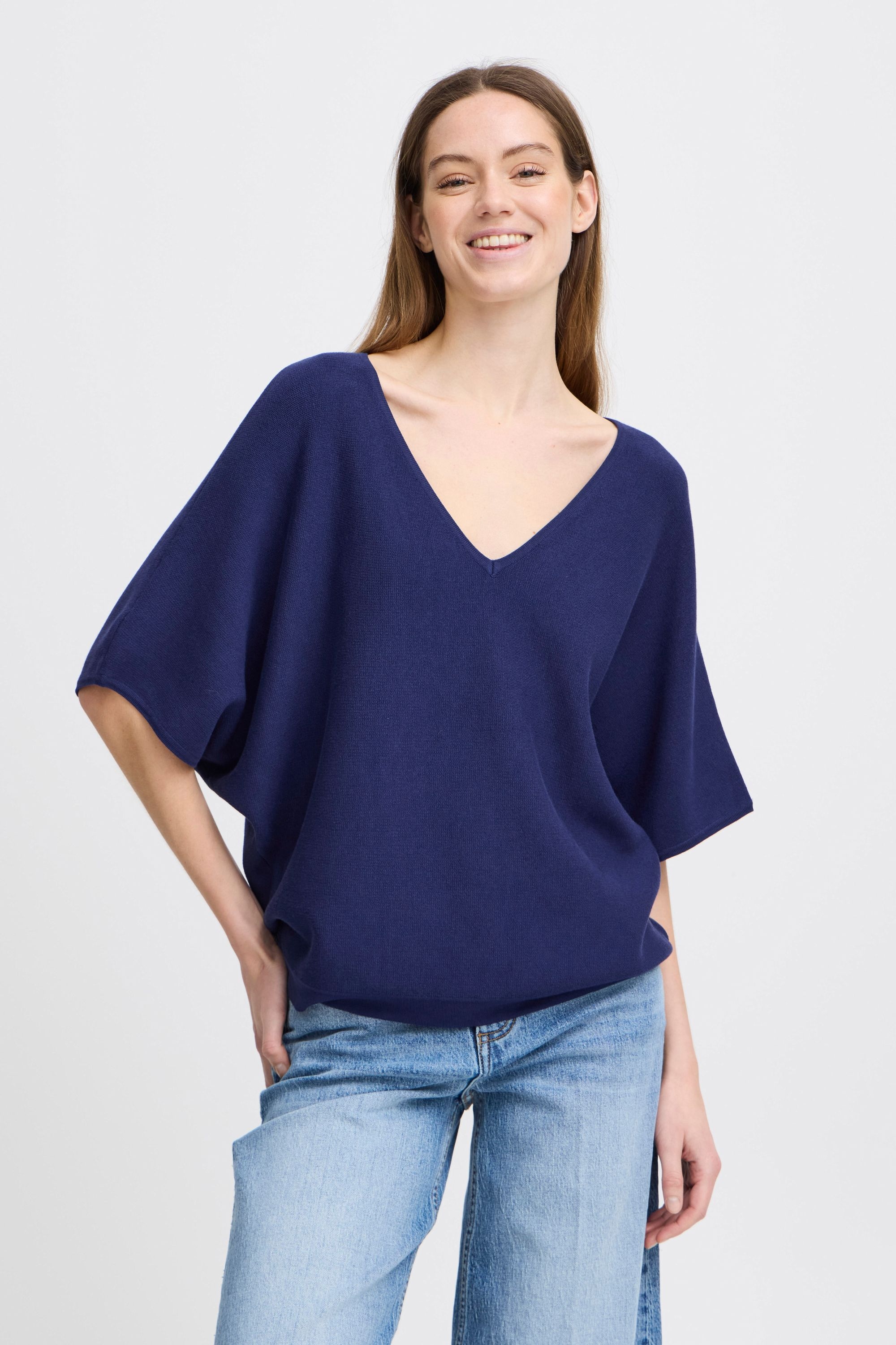 b.young Strickjacke »Pullunder BYMMMORLA VNECK SHORT SLEEVE -«