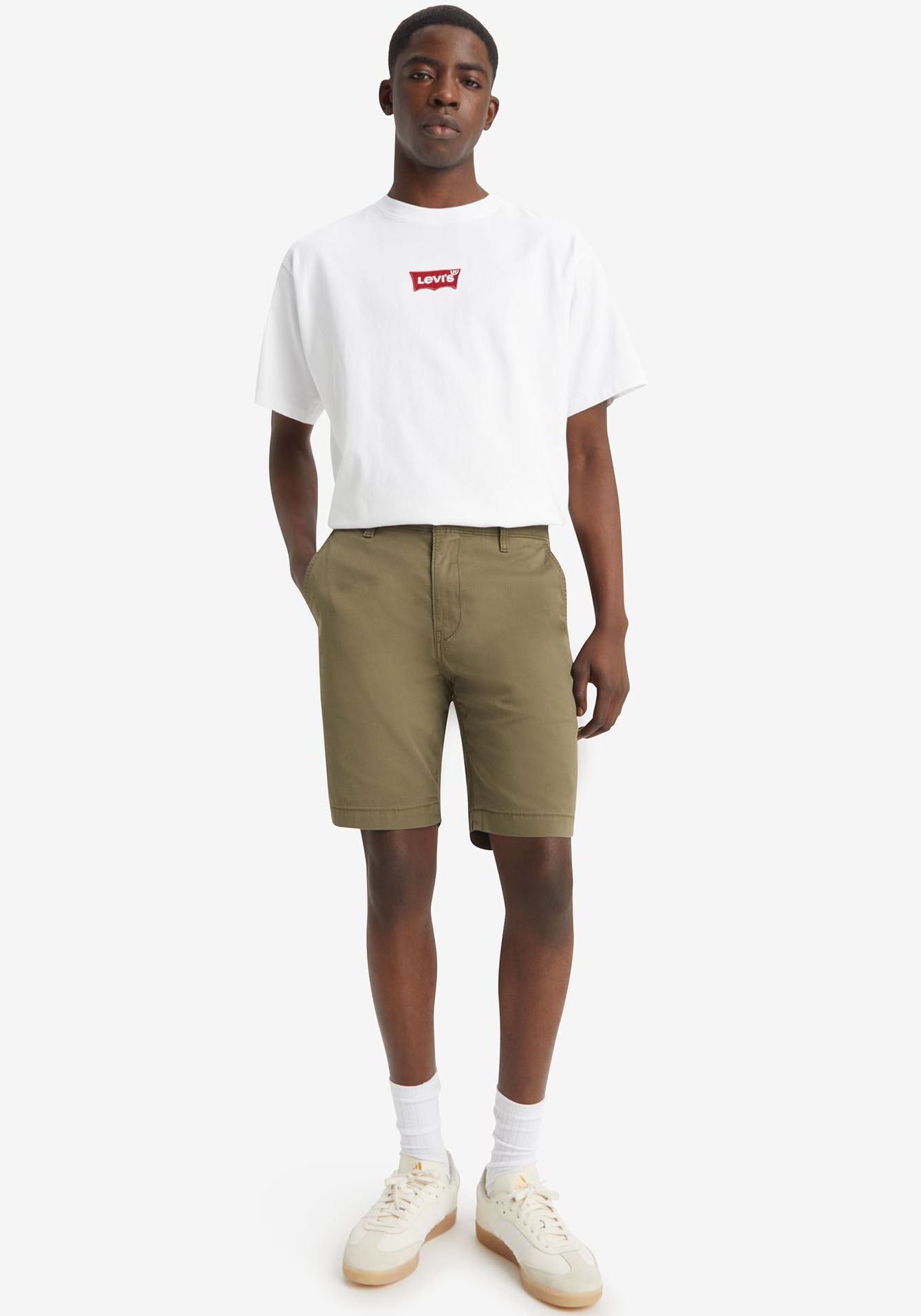 Levi's® Chinoshorts »XX CHINO SHORT II«  Sommerhose mit Logobadge