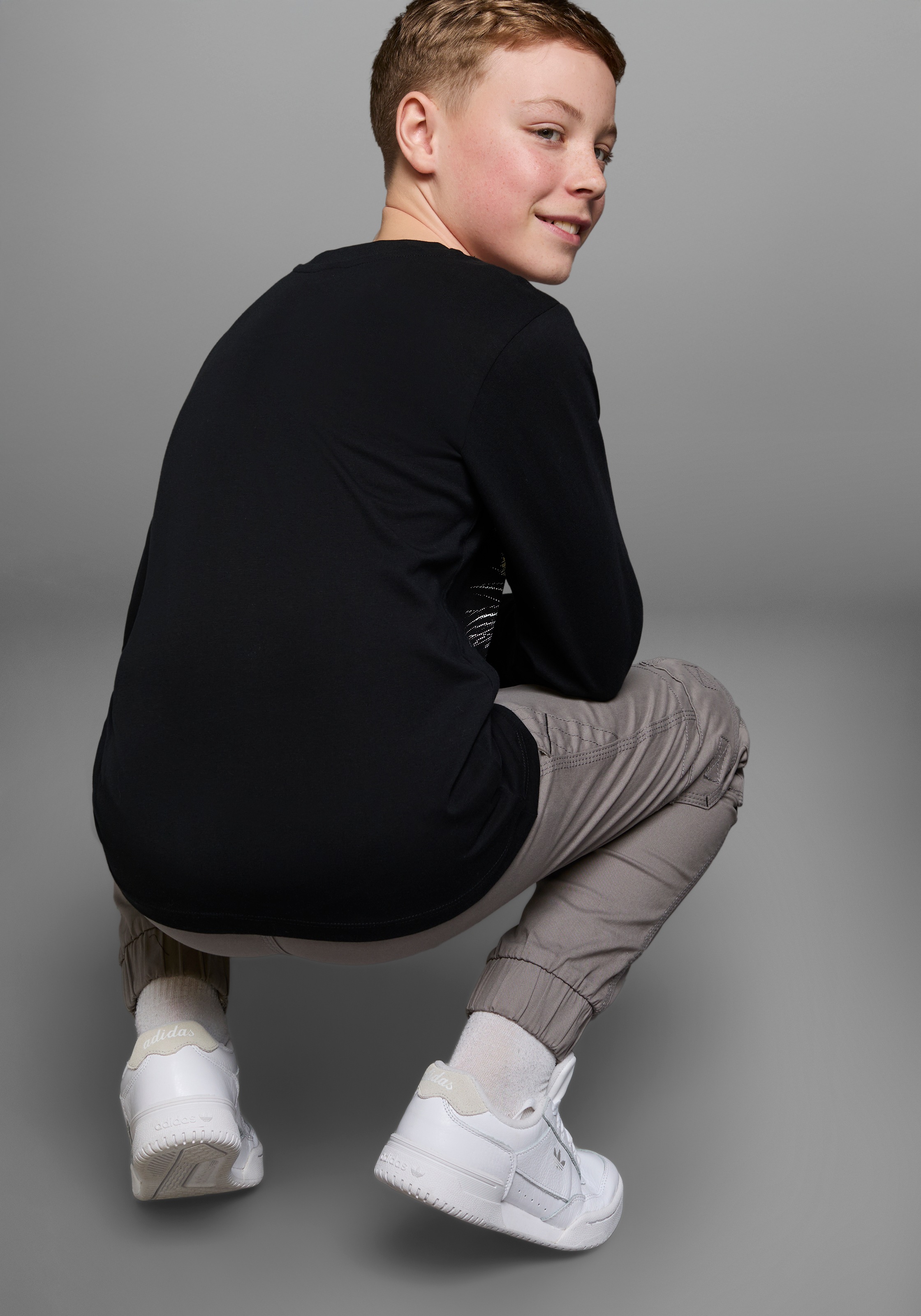 KIDSWORLD Langarmshirt »WHITE TIGER«, Basic Passform, stylischer Druck, Rundhalsausschnitt