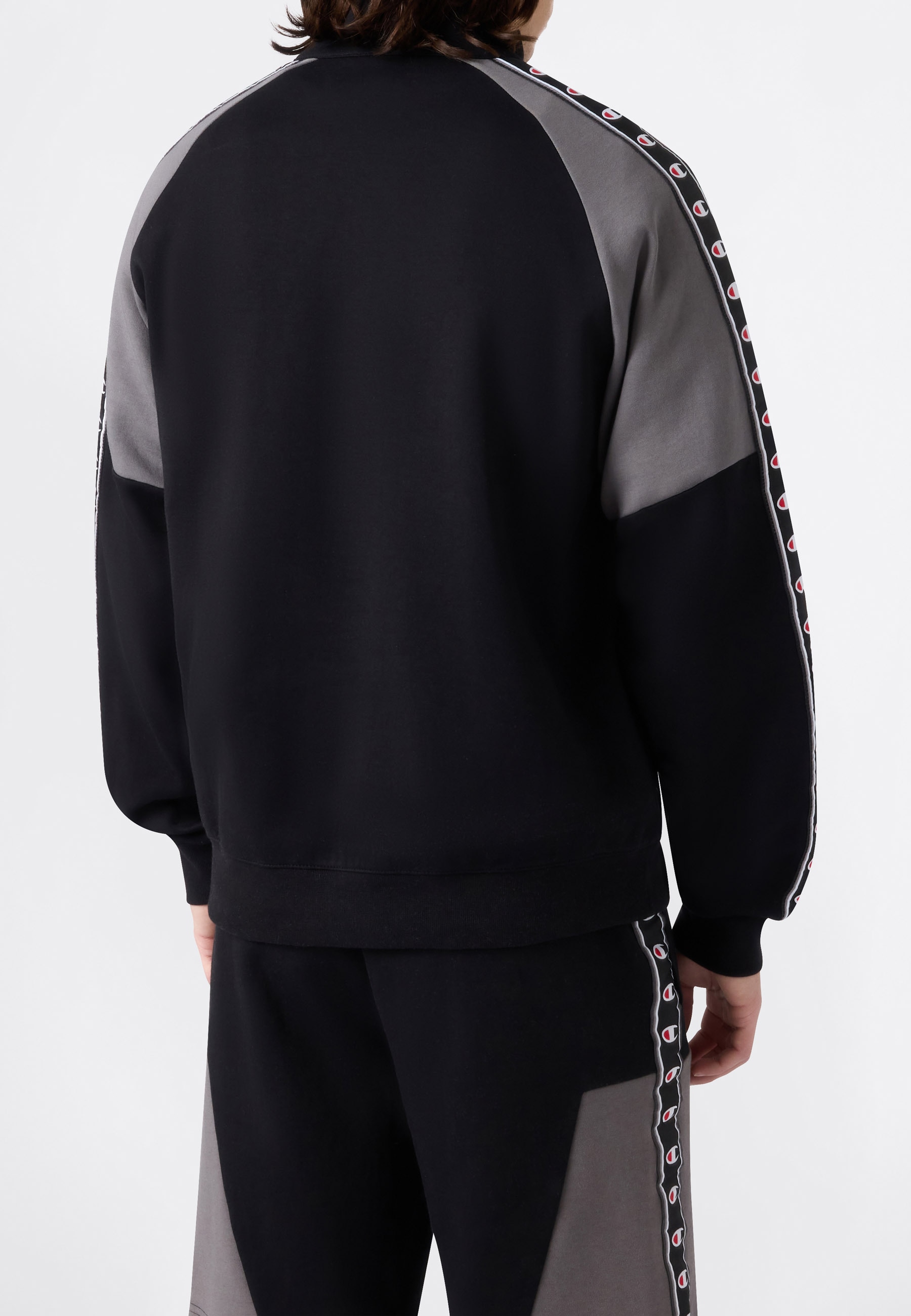 Champion Sweatshirt »Sports-inspired Interlock Half Zip Sweatshirt with Tape detailing«, komfortabler Schnitt, sportlicher Stil, Rundhalsausschnitt
