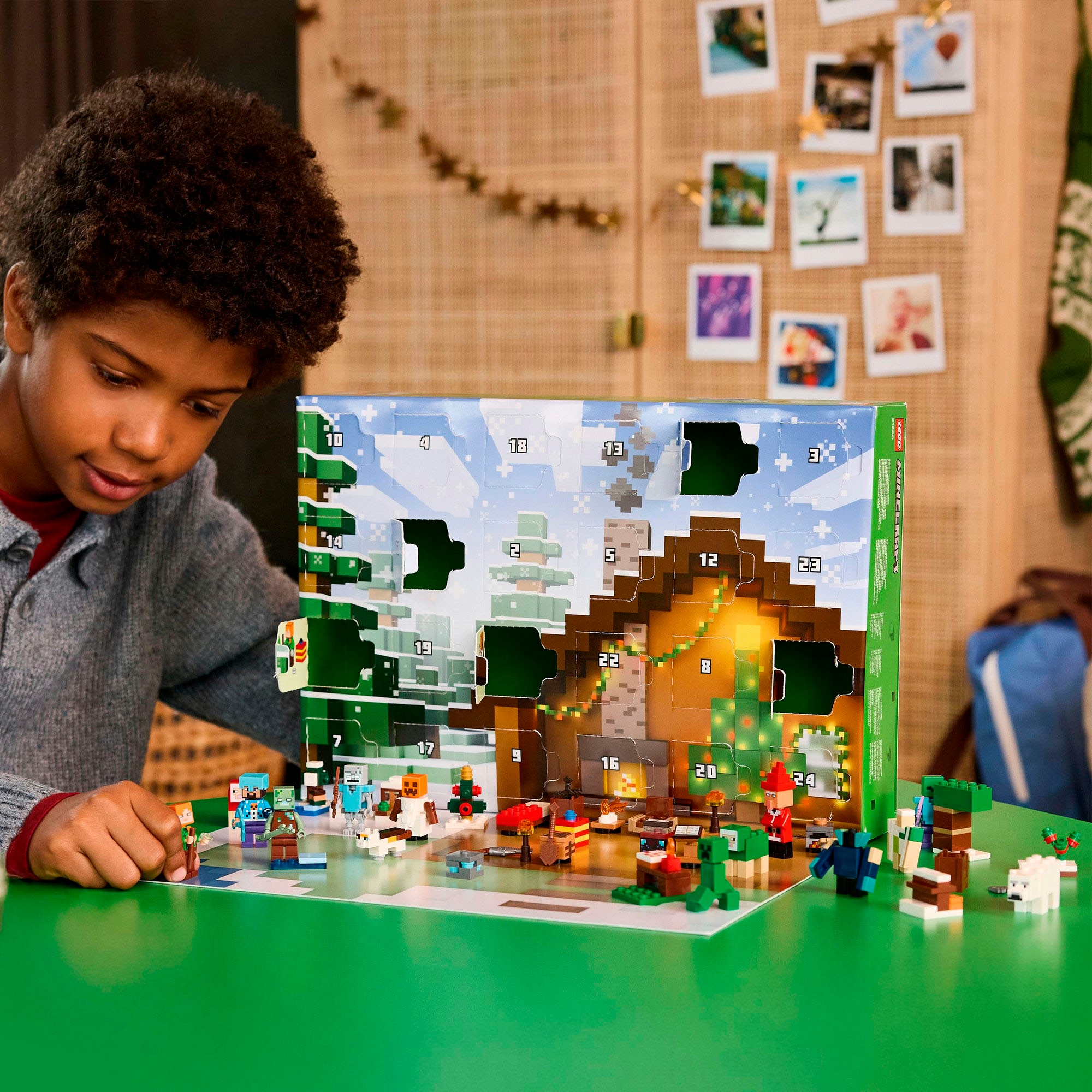 LEGO® Spielzeug-Adventskalender »Spielbausteine, (21280), LEGO Minecraft« ab 7 Jahren Made in Europe