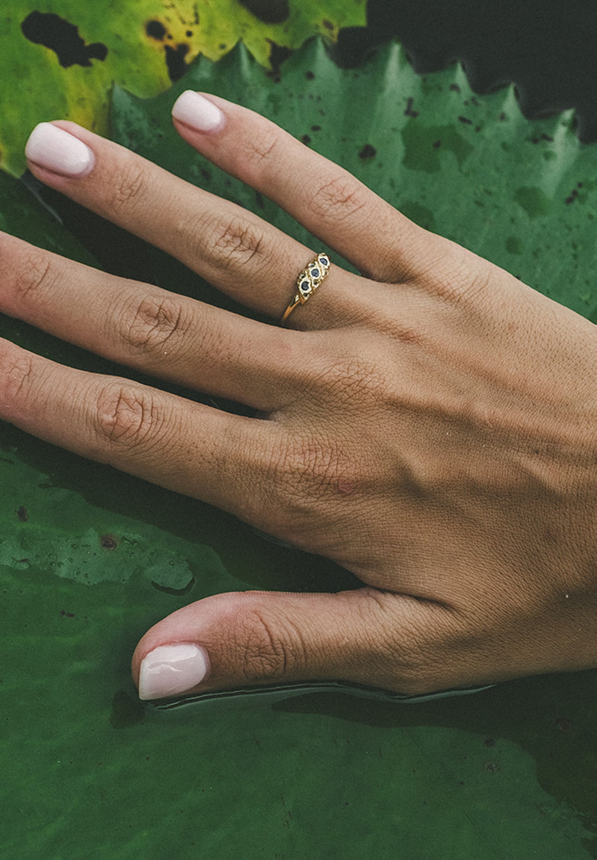 HAZE & GLORY Silberring »Ring Mondstein Lolith 375 Gelbgold - REEF Ring«
