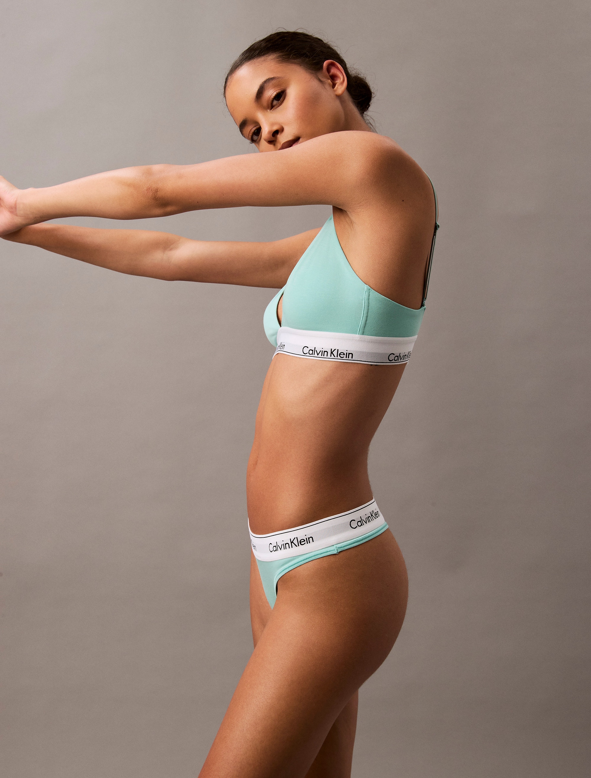 Calvin Klein Underwear String »THONG«, mit Logo-Stretchbund