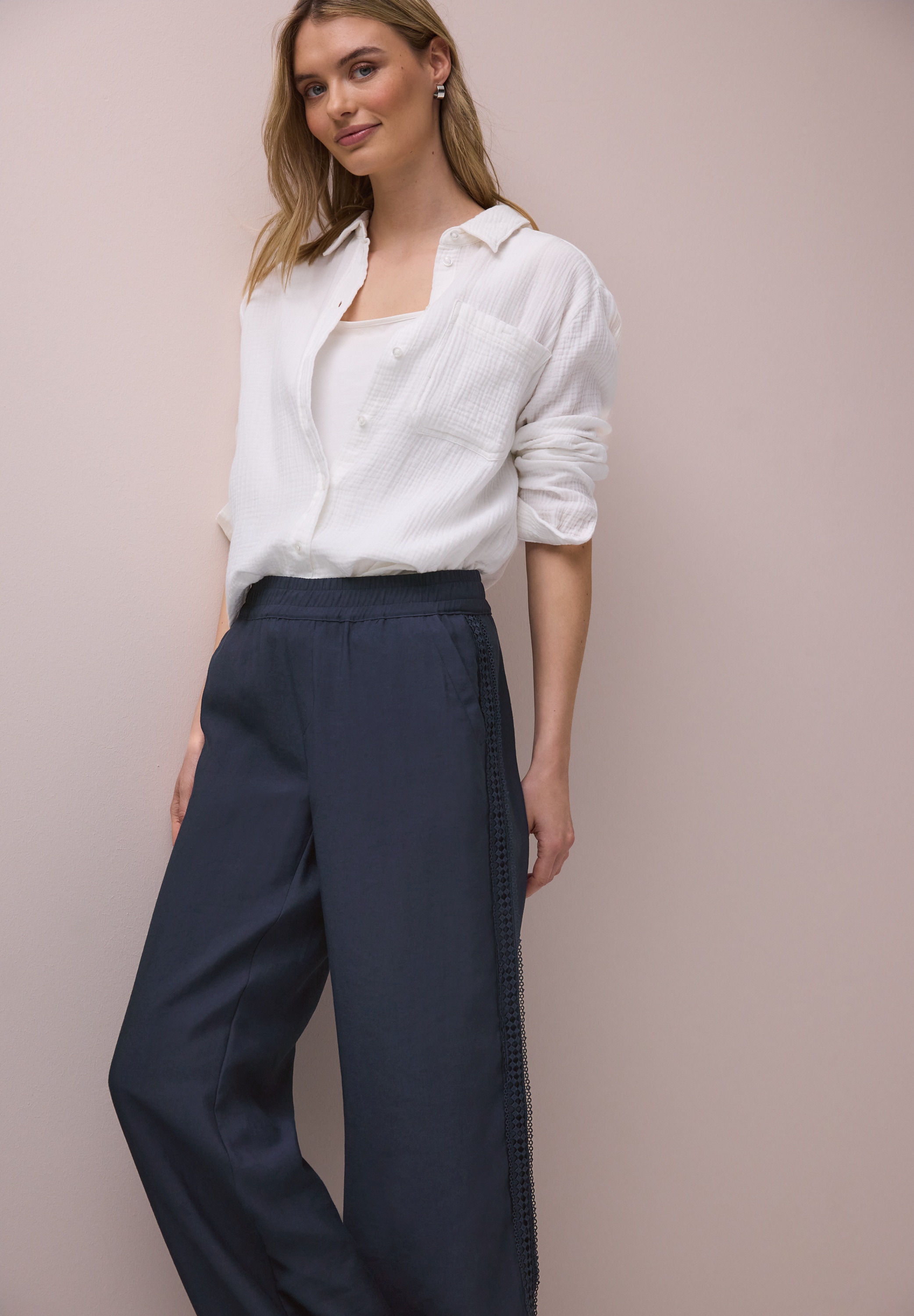 STREET ONE Webhose »Style Emee«  Wide Leg Hose mit Crochet Tape