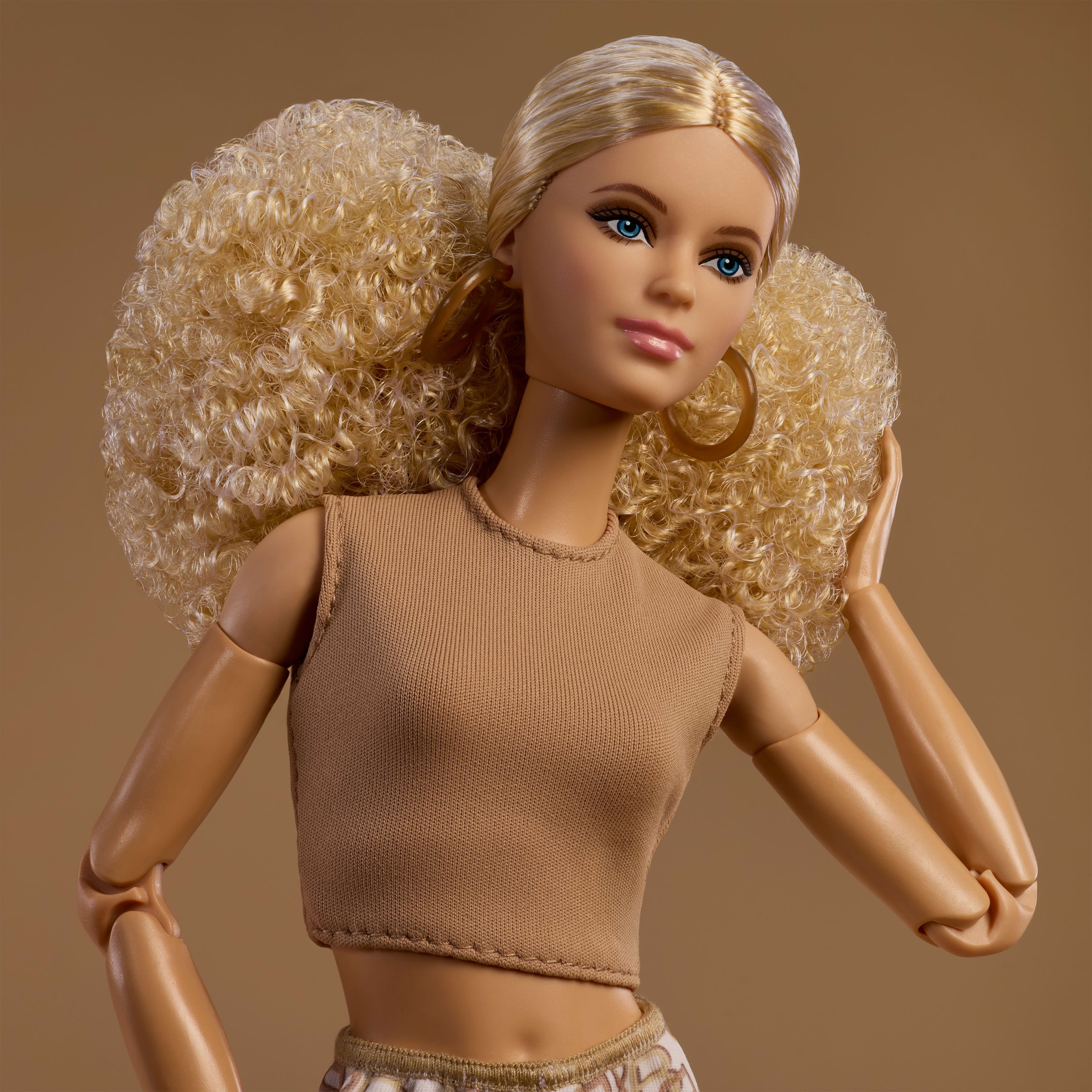 Barbie Anziehpuppe »Signature Barbie Basics 07«