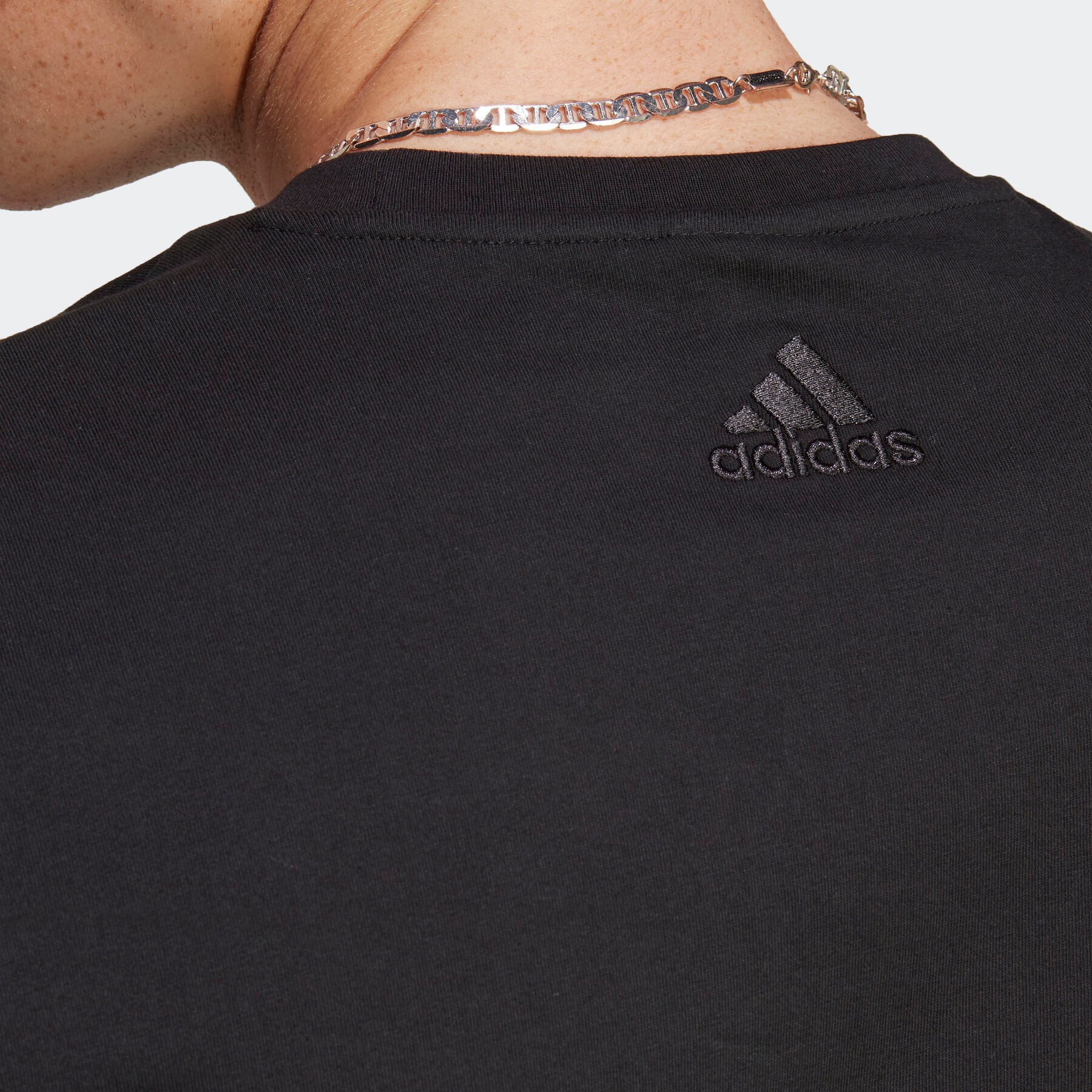 adidas Sportswear T-Shirt »M BL SJ T« Kurzarm, für Fitness und Freizeit, mit großem Logodruck