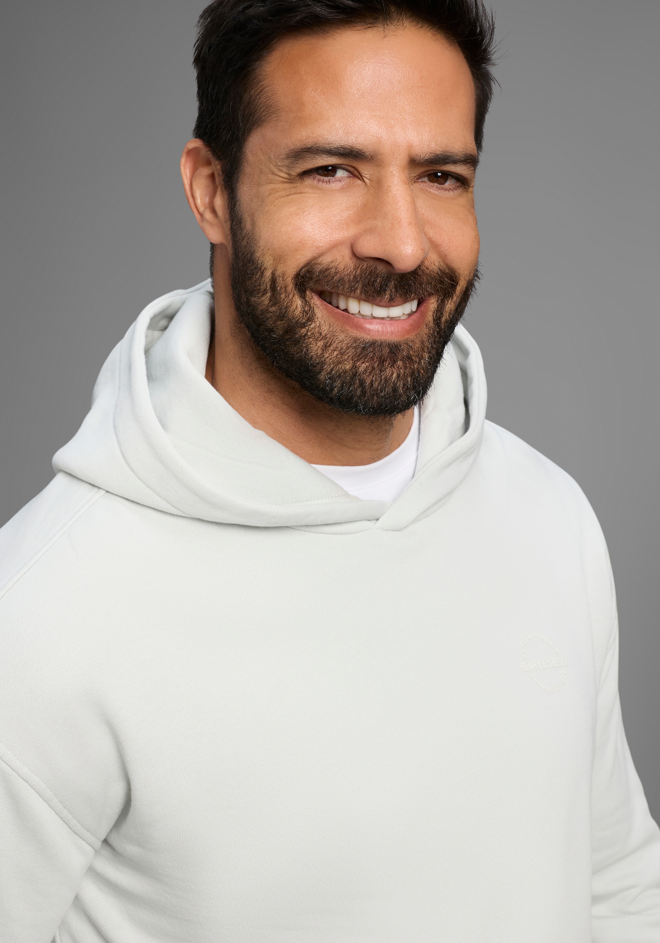 H.I.S Kapuzensweatshirt , ohne Kordeln an der Kapuze
