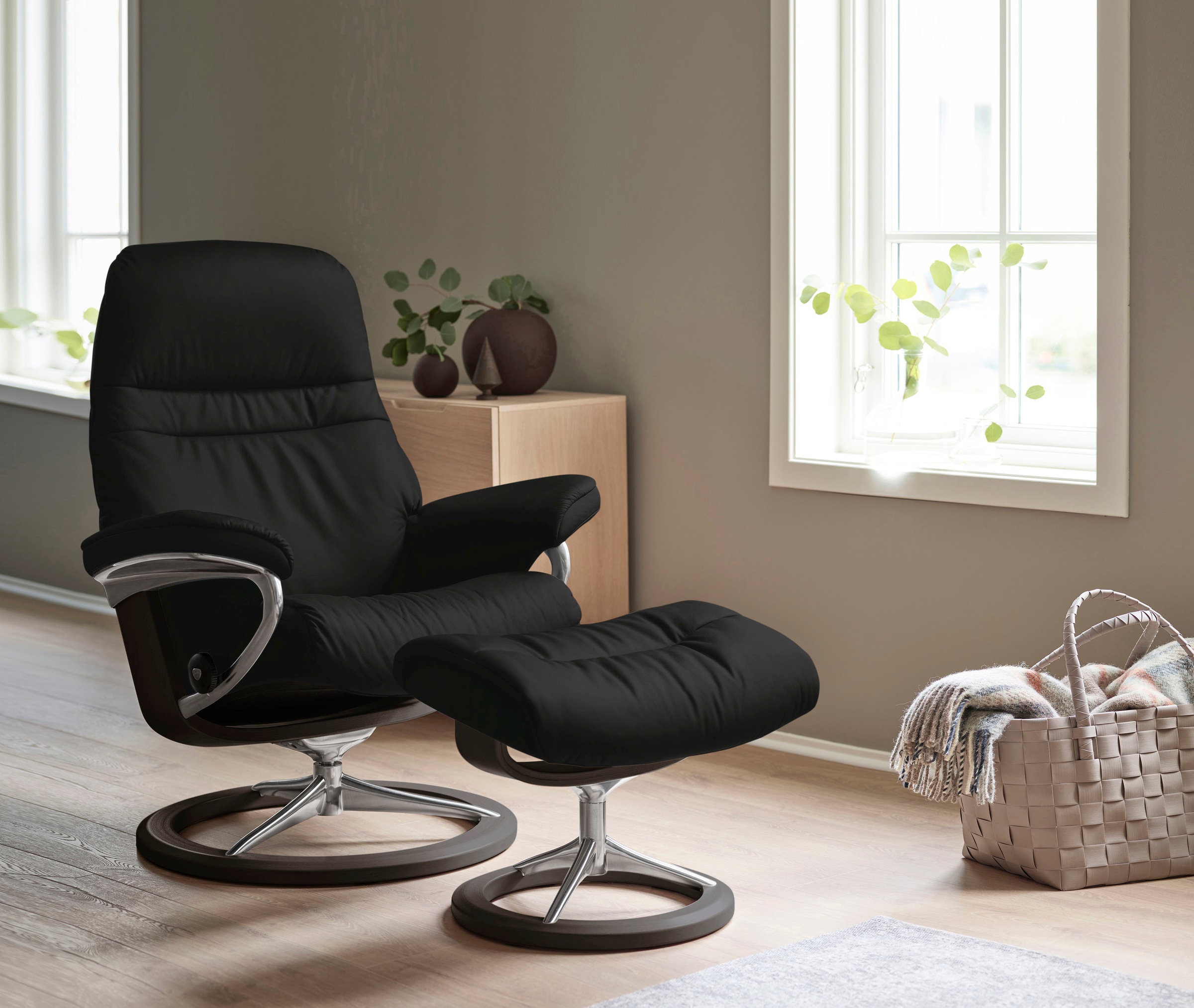 Stressless® Relaxsessel »Sunrise« mit Signature Base, Größe S, Gestell Wenge, in 2 Bezugsqualitäten lieferbar