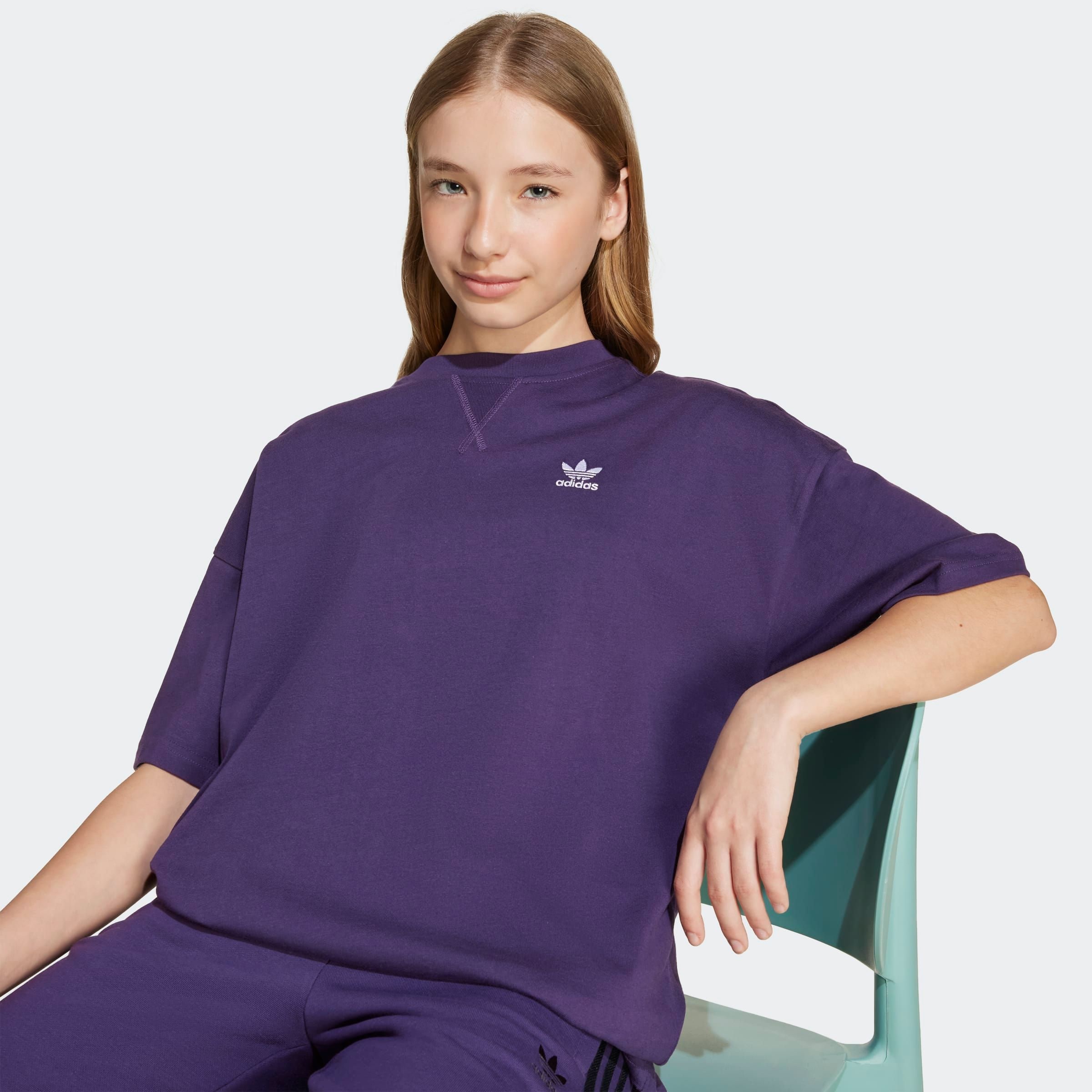 adidas Originals T-Shirt »TEE« lockere Passform, für Kinder, mit aufgesticktem Trefoil Logo