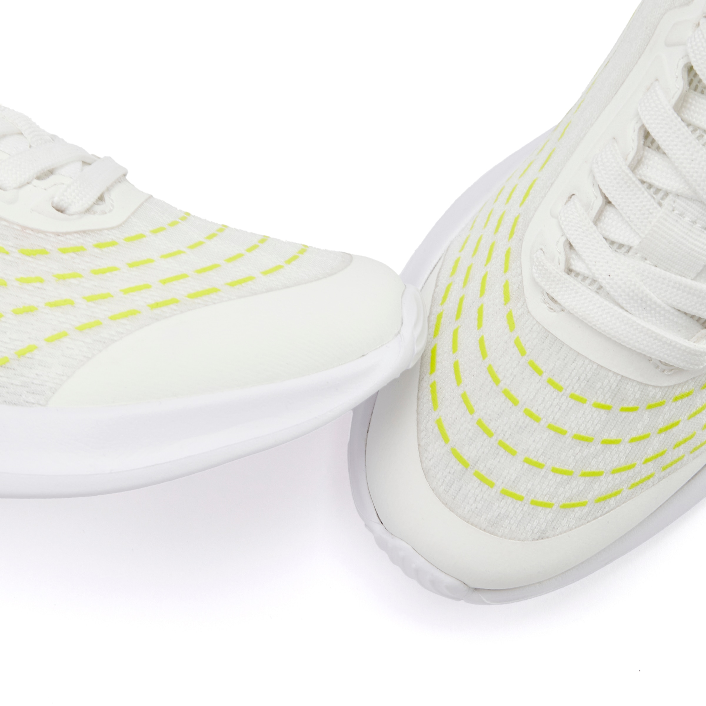 LASCANA Sneaker »Halbschuh, Schnürschuh, Freizeitschuh«, aus Textil mit Farbakzenten