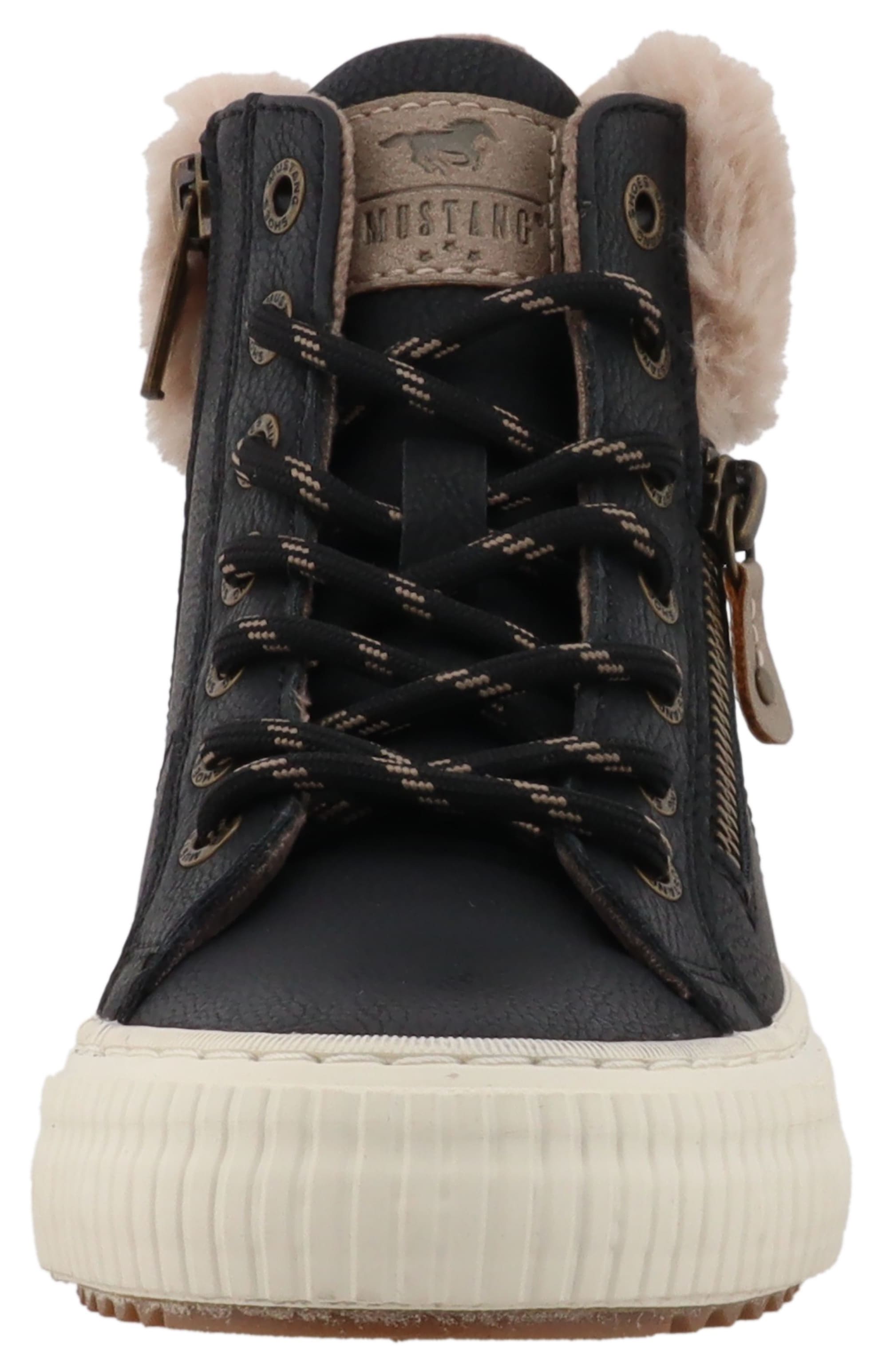 Mustang Shoes Winterboots »Kalua«  Plateausneaker, Winterboots mit Reißverschluss