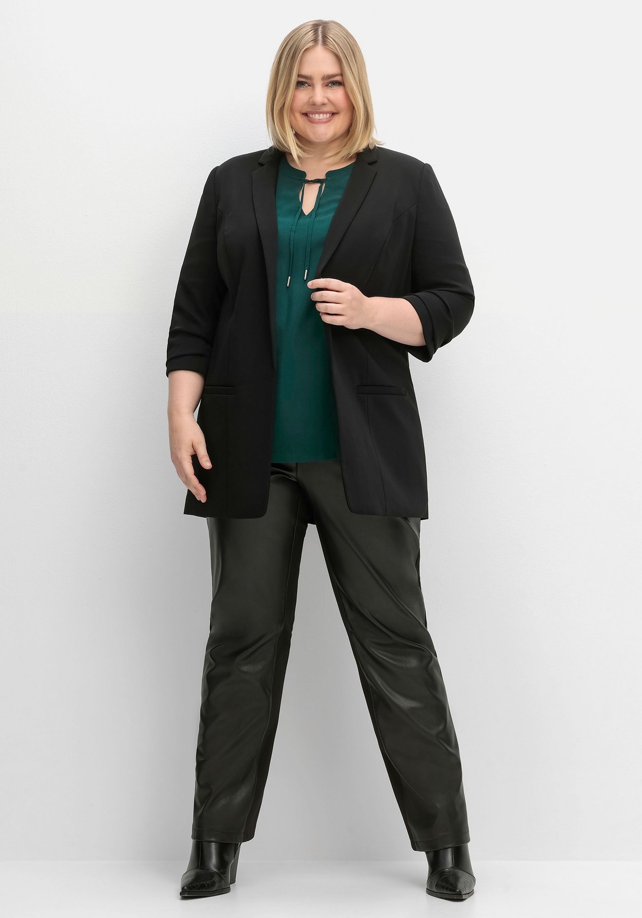 Sheego Longblazer »Verschlussloser Longblazer mit 3/4-Arm und fixierten Falten«