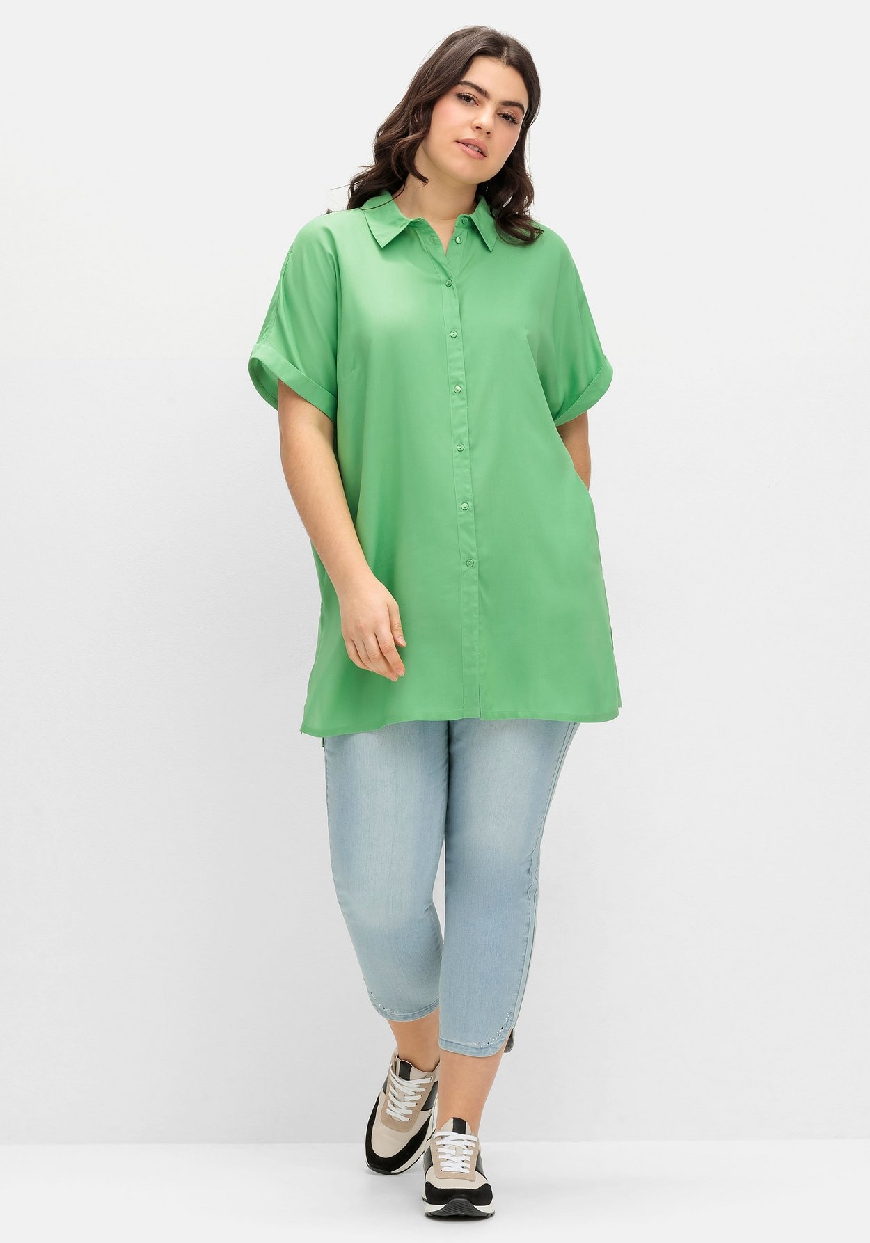 Sheego Longbluse »Longbluse mit Hemdkragen und kurzem Arm«