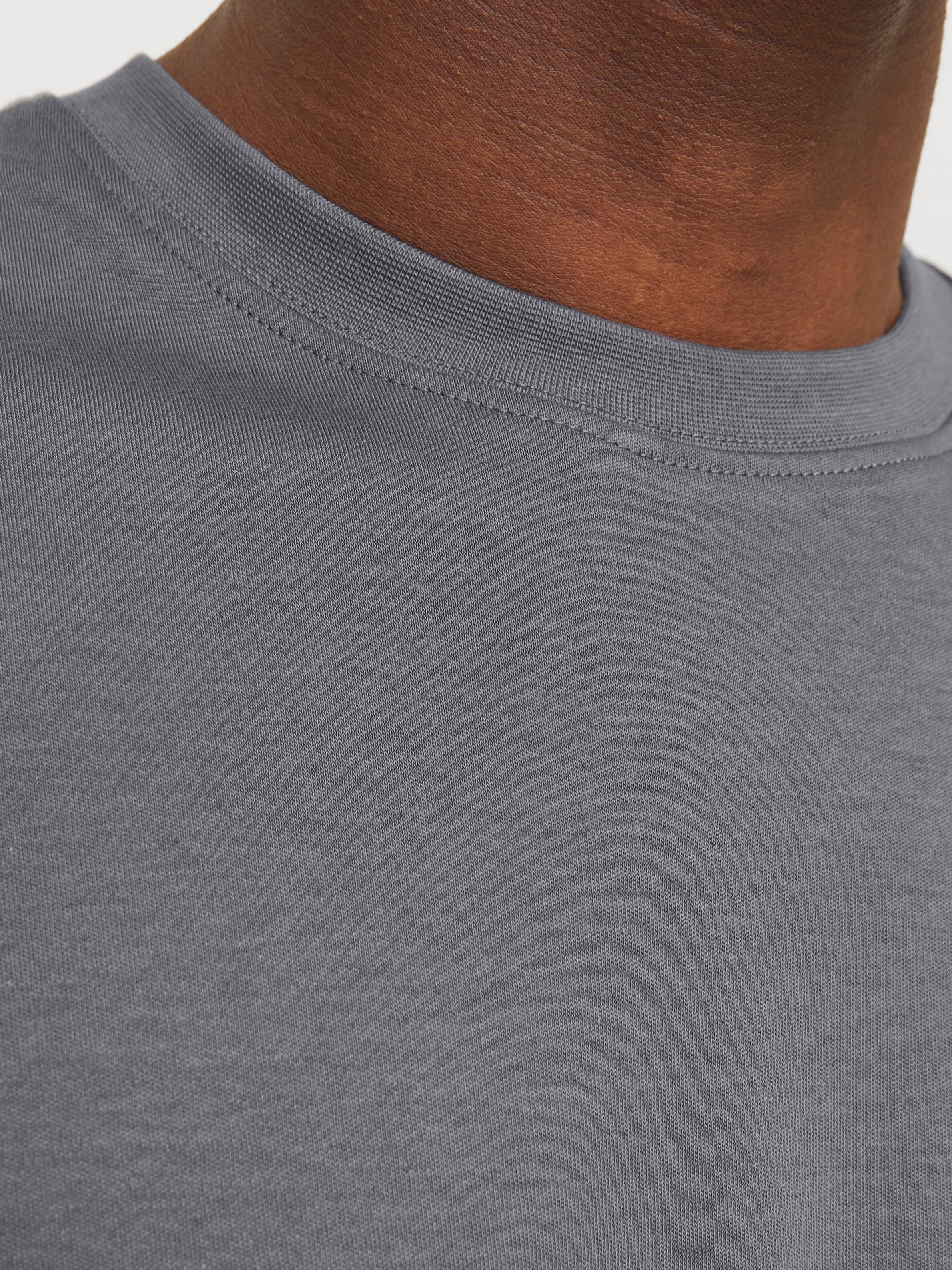 Jack & Jones Rundhalsshirt »JJEURBAN EDGE TEE SS O-NECK NOOS«, mit Rundhalsausschnitt