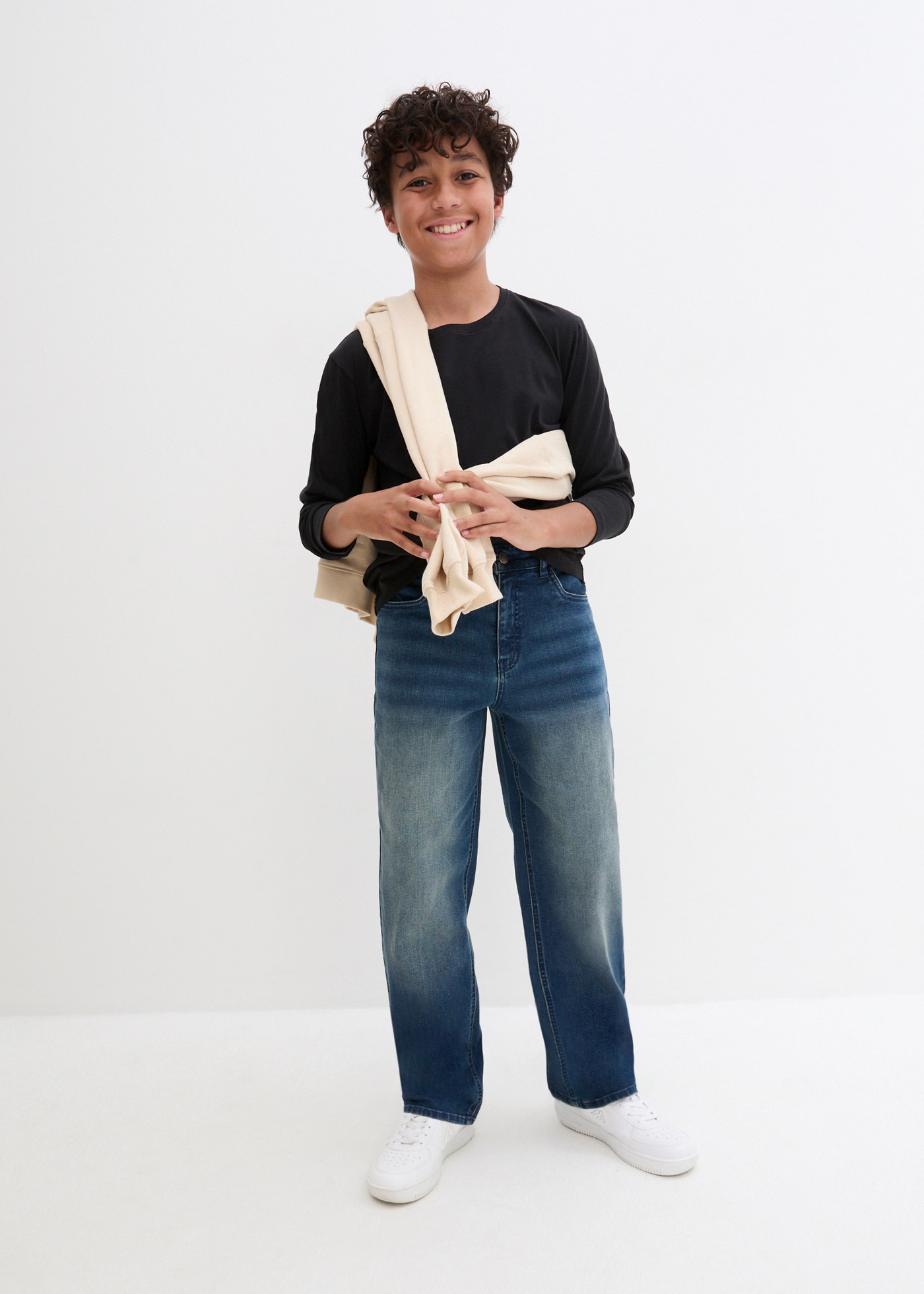 bonprix Loose-fit-Jeans 1 tlg. Loose-fit, weites Bein, mit vier Taschen, überwiegend aus Baumwolle