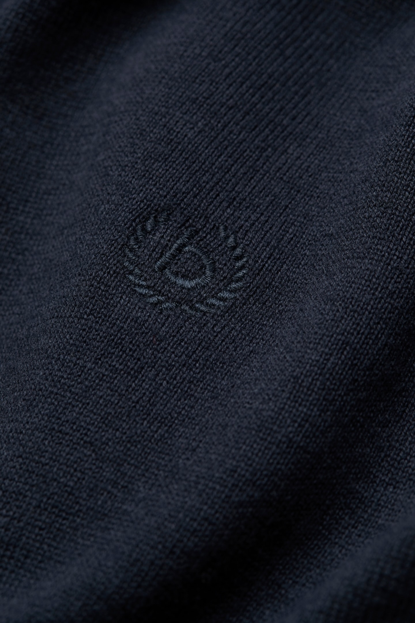 bugatti Rundhalspullover »Basic Essential« aus reiner Baumwolle