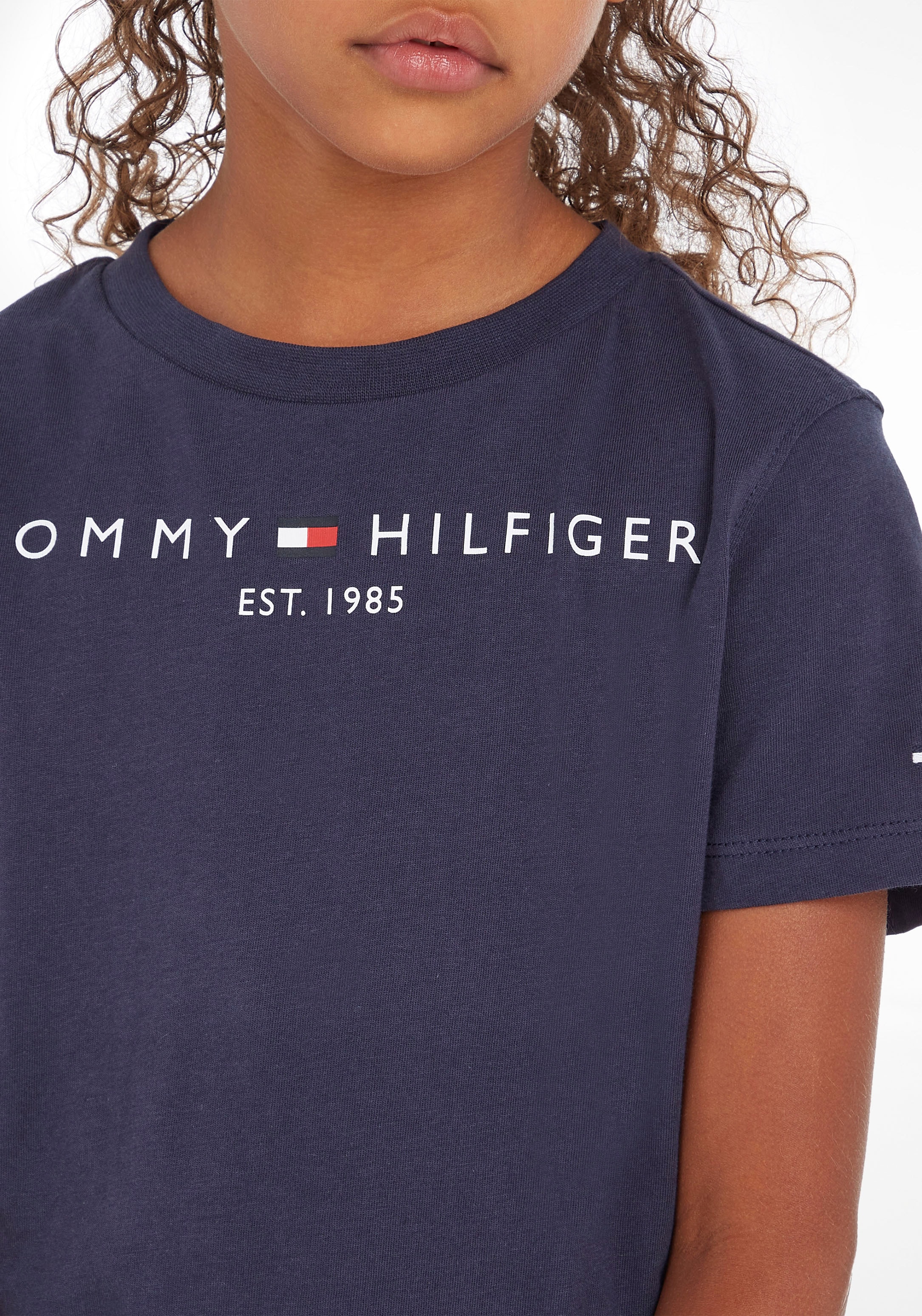 Tommy Hilfiger T-Shirt »ESSENTIAL und bei Mädchen für Jungen TEE«