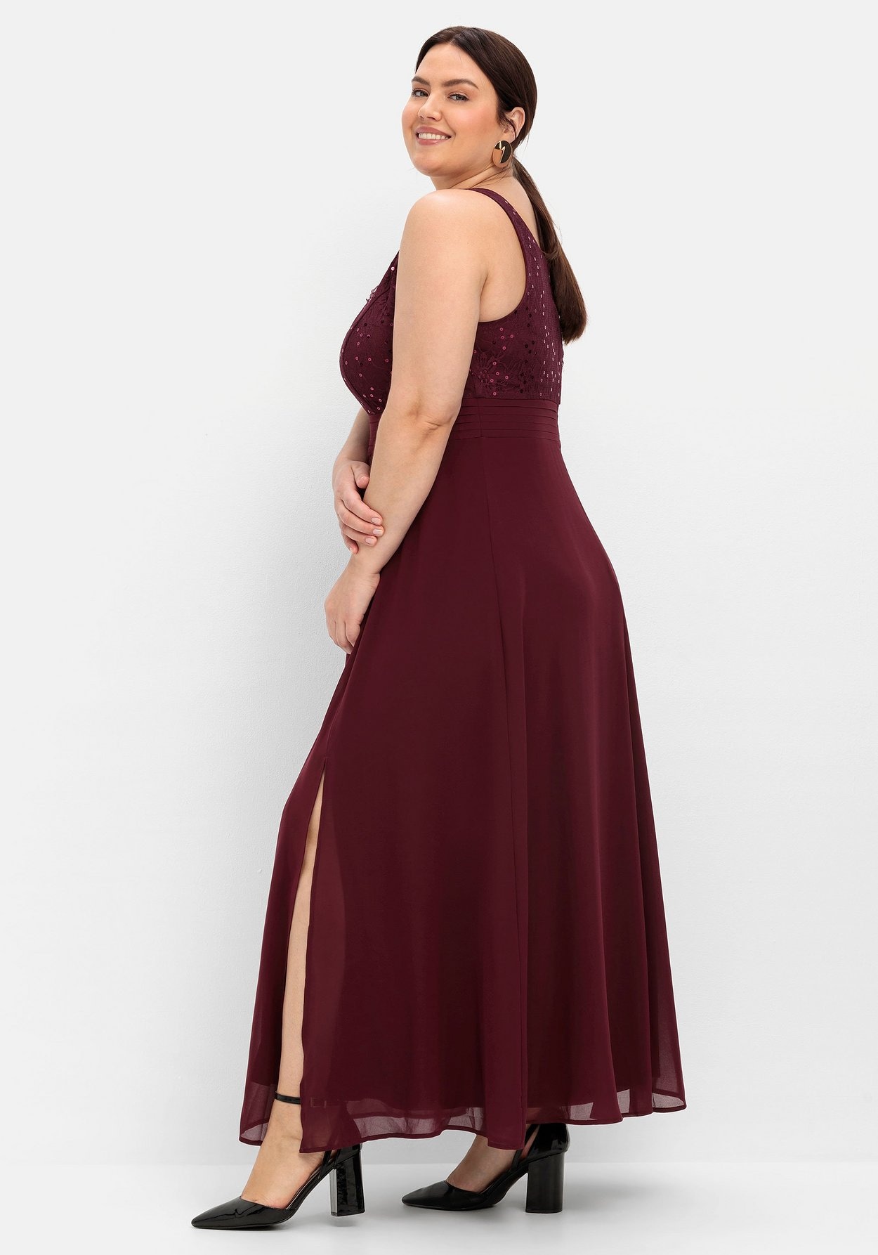 Sheego Abendkleid »Kleid mit floraler Spitze«