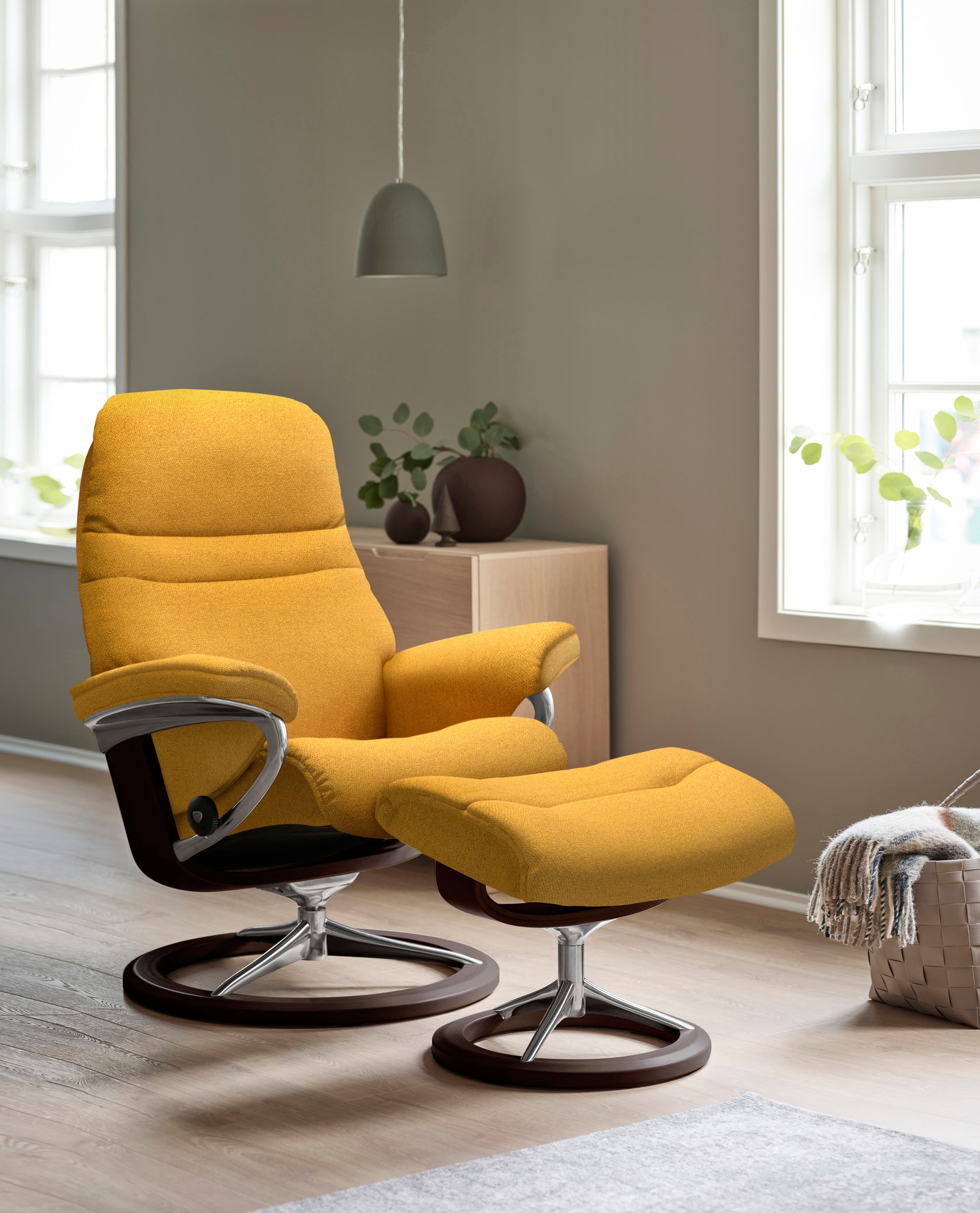 Stressless® Relaxsessel »Sunrise«, mit Signature Base, Größe S, Gestell Braun kaufen