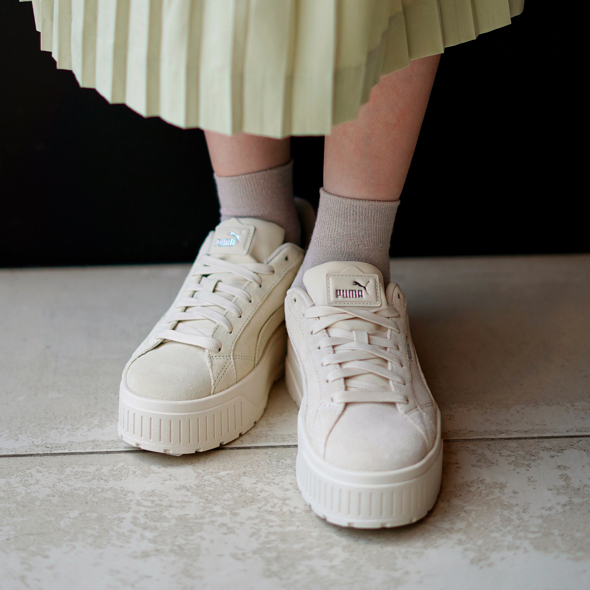 PUMA Sneaker »KARMEN II«  mit markanter Plateausohle, robuste Gummilaufsohle