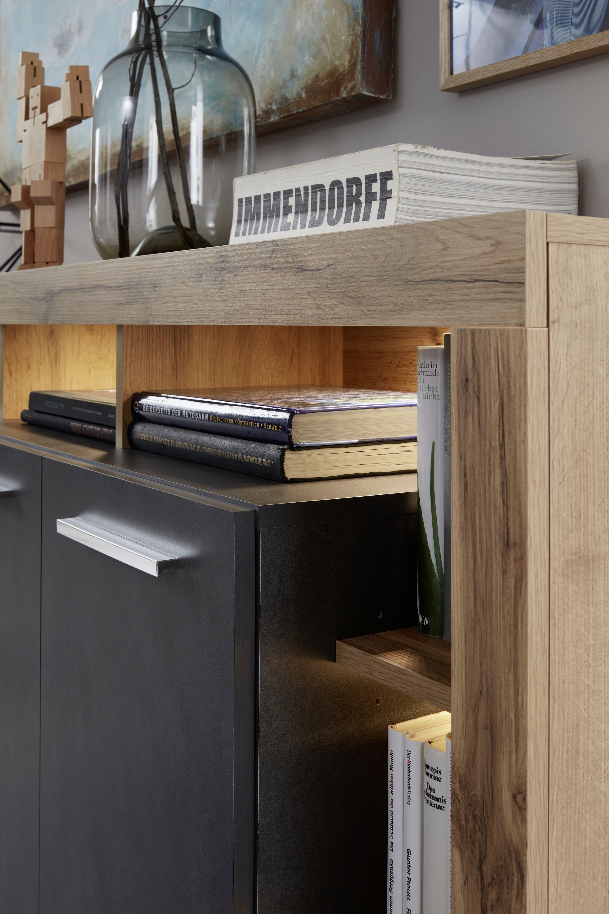 INOSIGN Sideboard »Gwendolyn«, pflegeleichtes Design, Beleuchtung optional, vielseitig kombinierbar