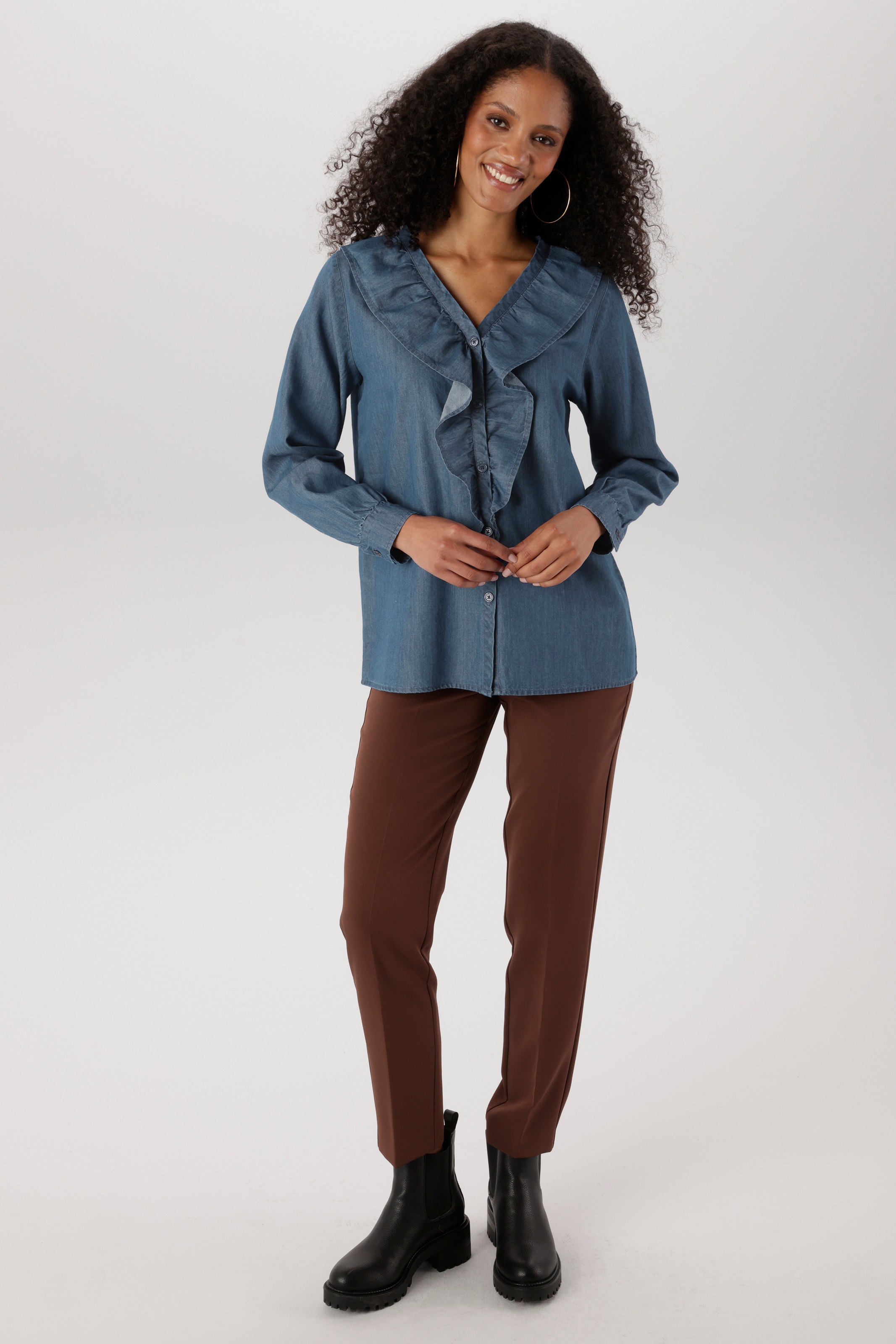 Aniston SELECTED Jeansbluse mit Volants am streckenden V-Ausschnitt - NEUE KOLLEKTION