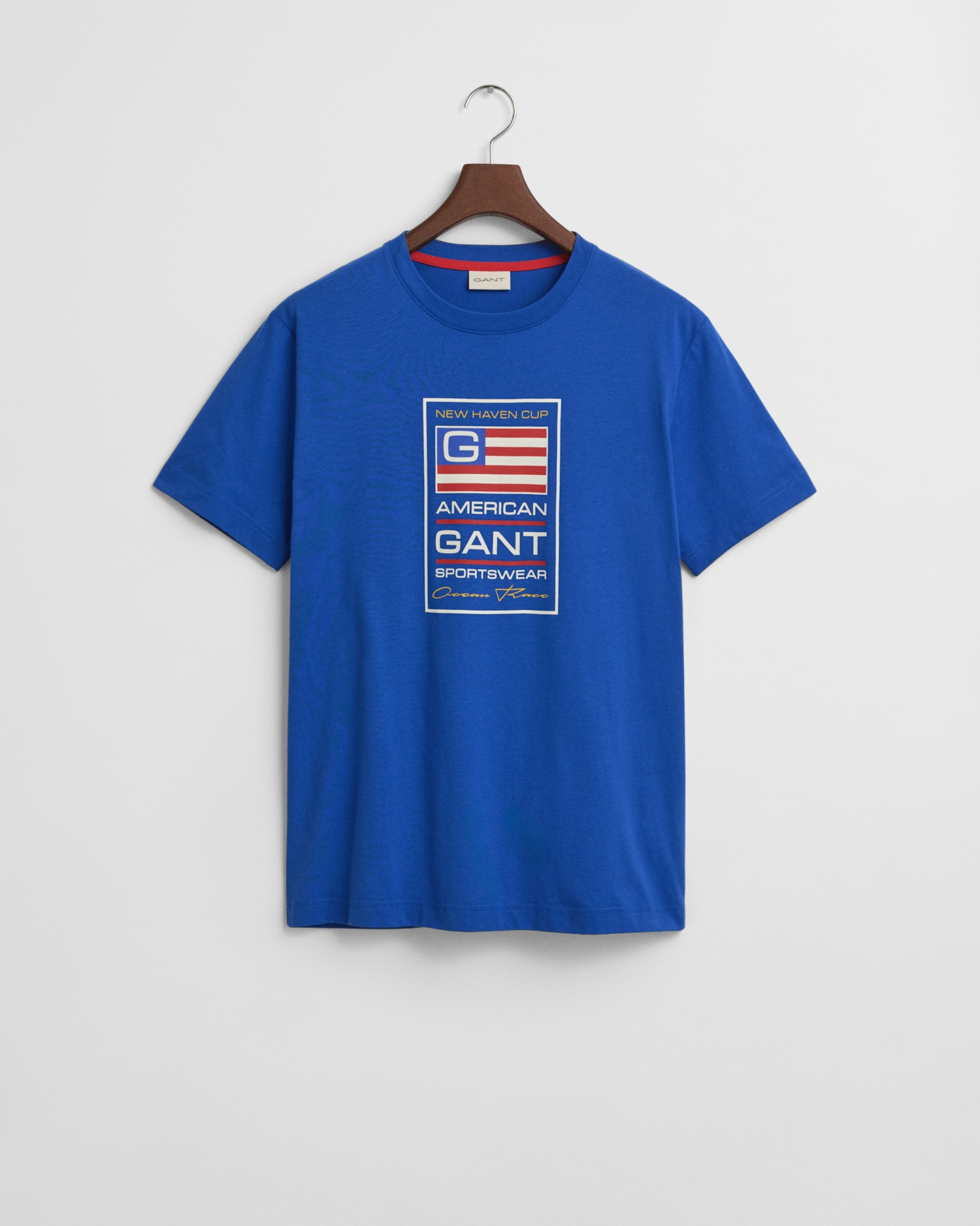 Gant Rundhalsshirt »GRAPHIC SS T-SHIRT«, mit einem einzigartigen saisonalen GANT-Grafikprint auf der Brust