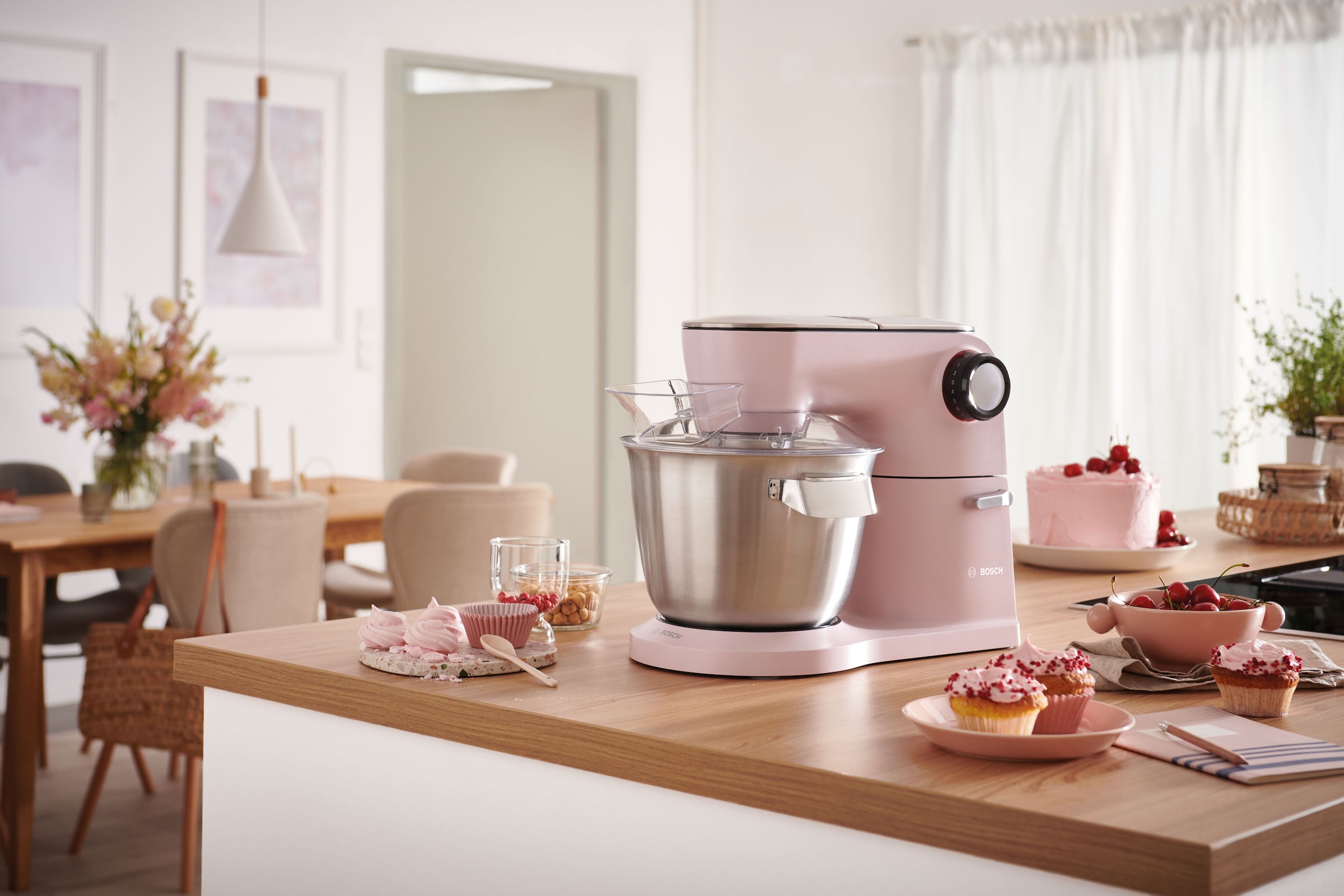 BOSCH Küchenmaschine »MUM9A66N00 mit Jahren Profi-Patisserie-Set, 3 Garantie Planetenrührwerk, OptiMUM«, XXL pastelrosé