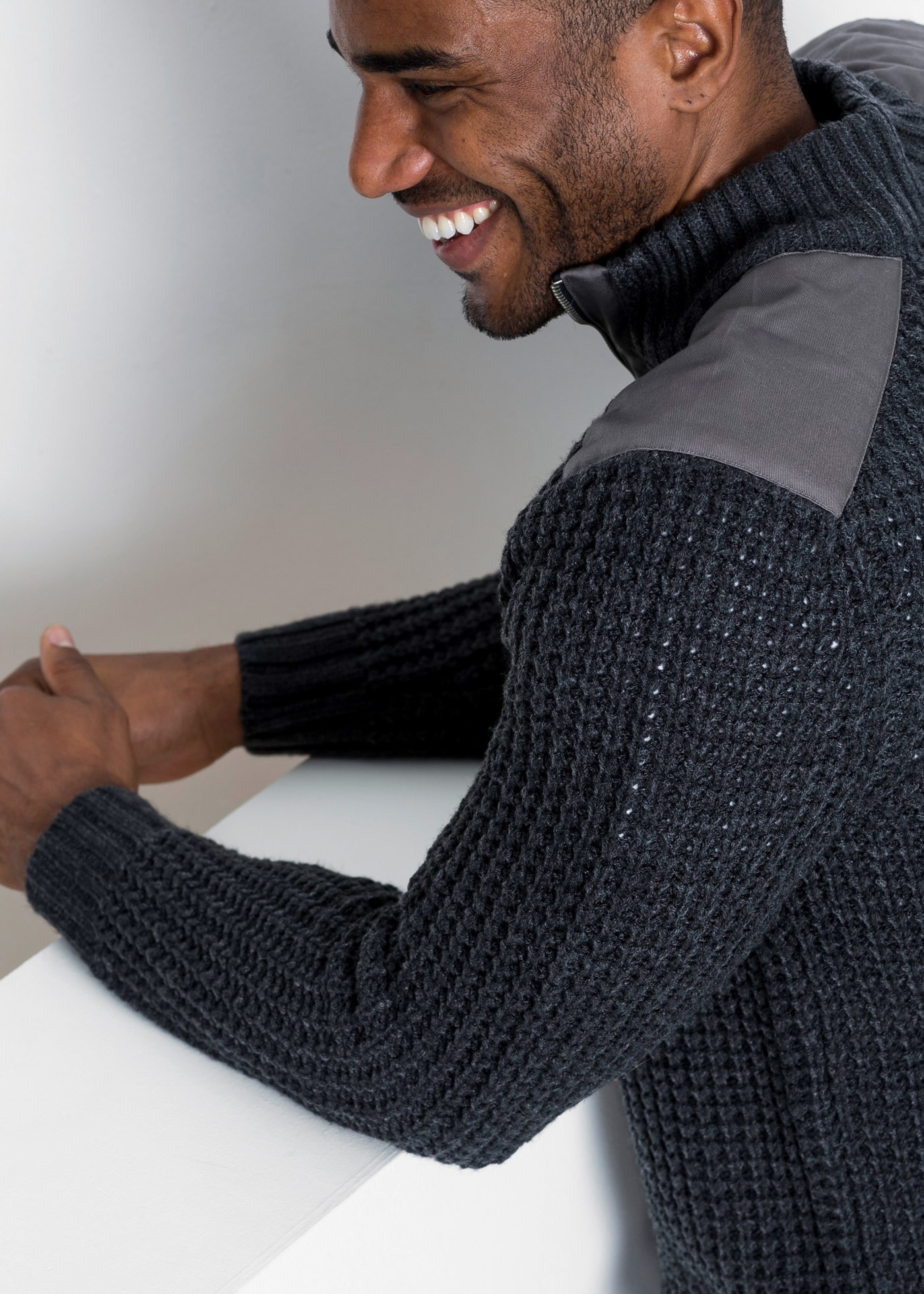 bonprix Troyer »Grobstrick Troyer Pullover mit Web-Besatz« Grobstrick Troyer Pullover mit Web-Besatz