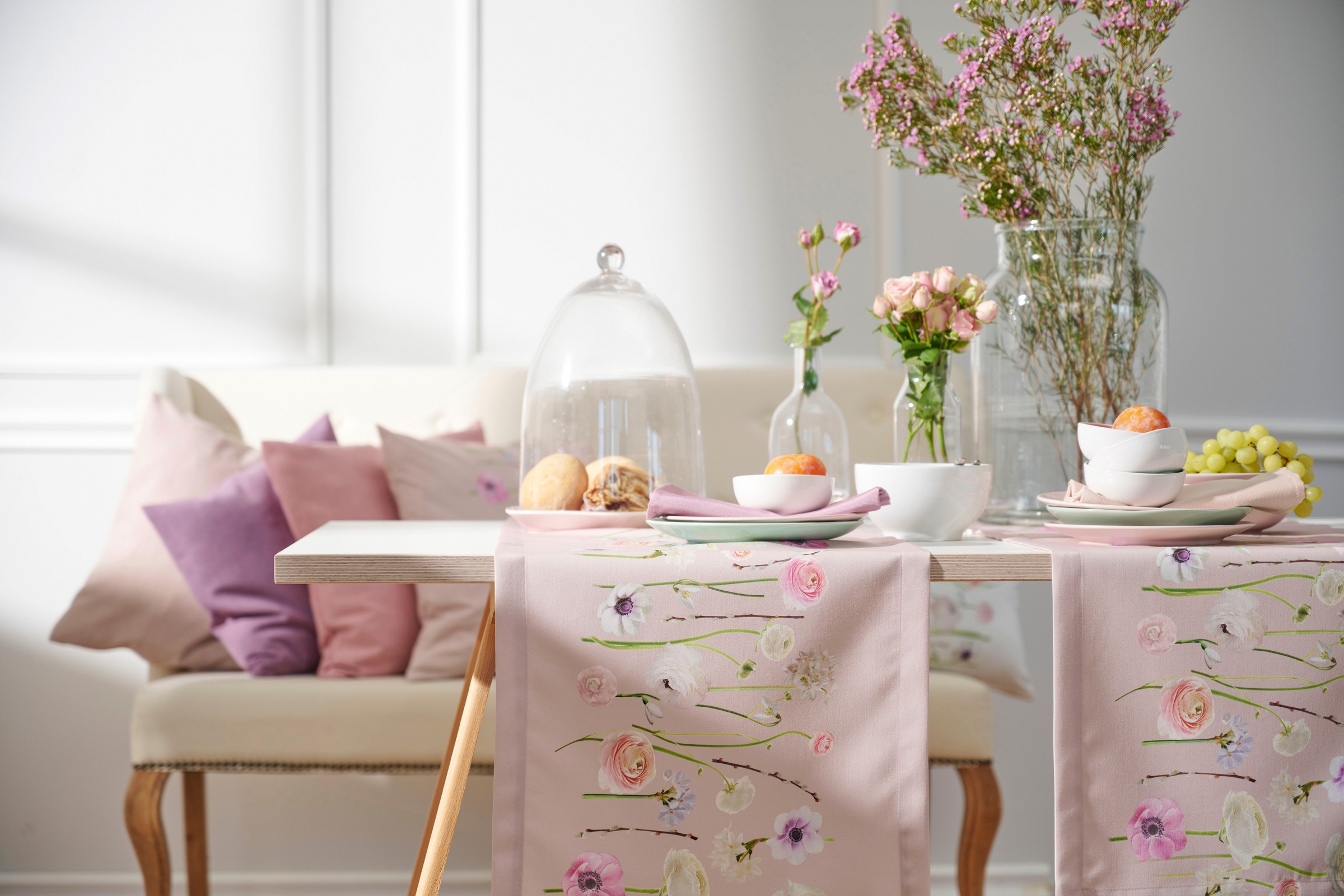 APELT Dekokissen »6403« mit Ranunkeln, Kissenhülle ohne Füllung, 1 Stück