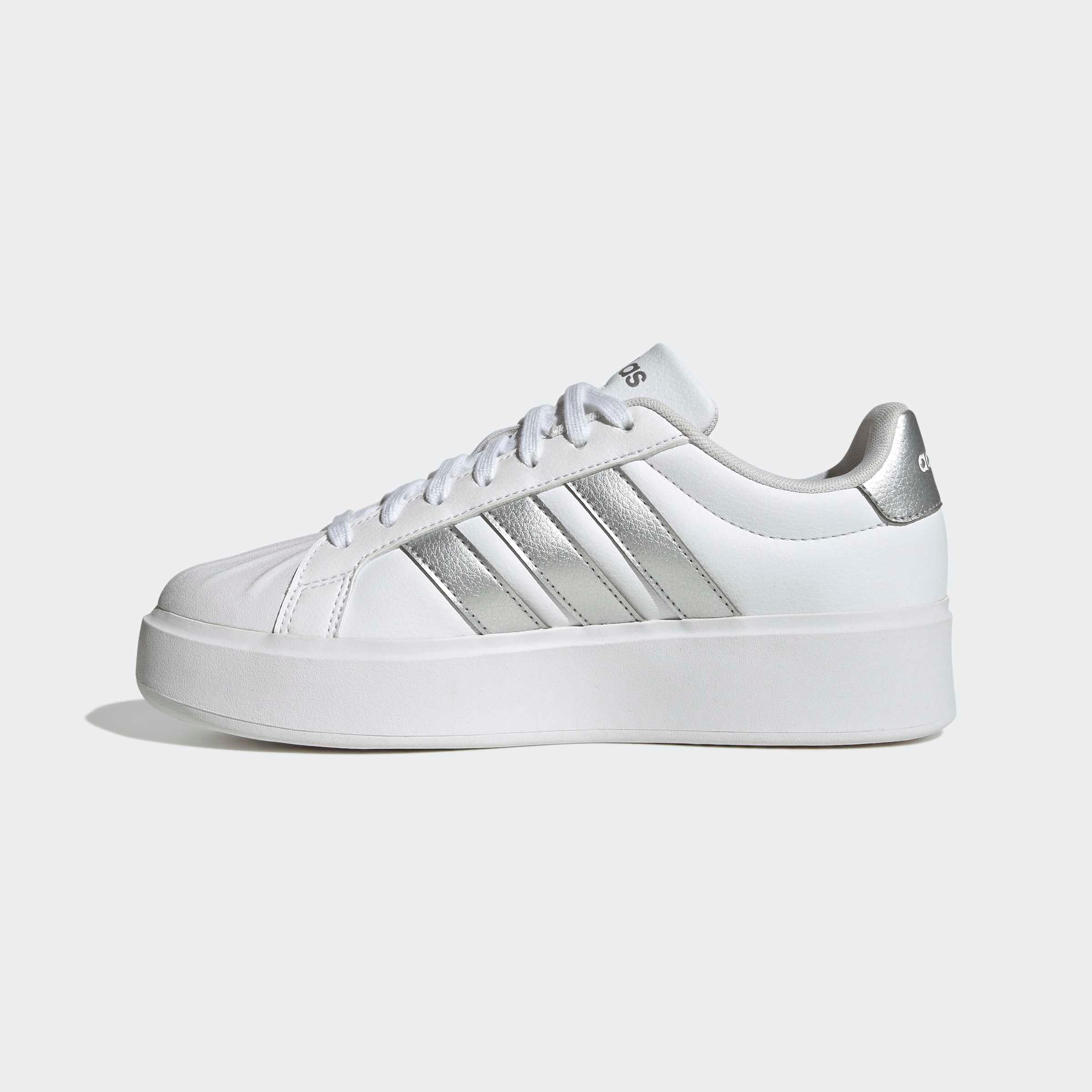 adidas Sportswear Plateausneaker »STREETTALK BOLD«  inspiriert vom Design des adidas Superstar