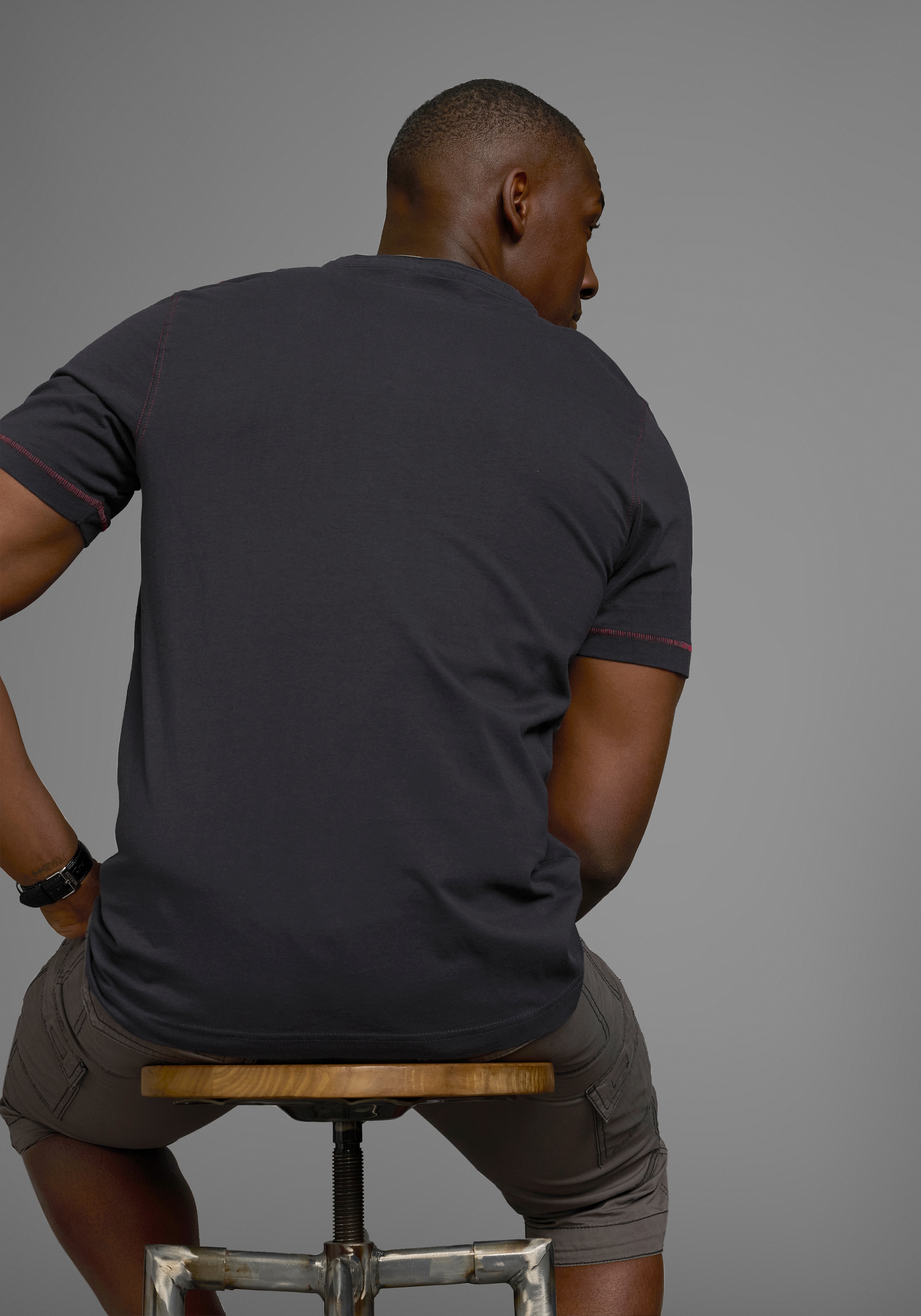Man's World Henleyshirt, Kurzarm, lässige Passform, bedruckt, Rundhals, casual