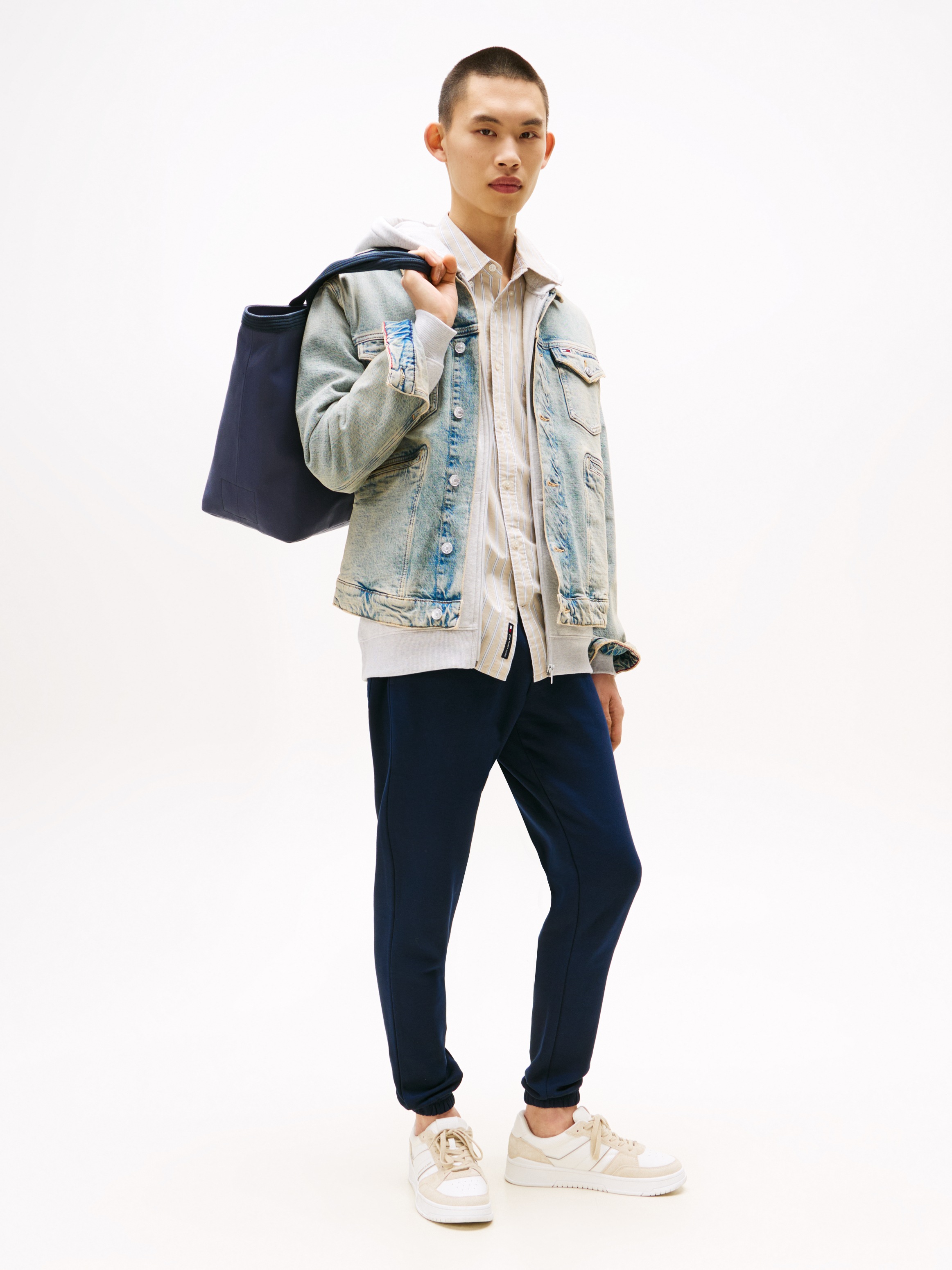 Tommy Jeans Plus Sweathose »TJM SLIM S FLAG SWEATPANT EXT«, Mit elastischem Bund