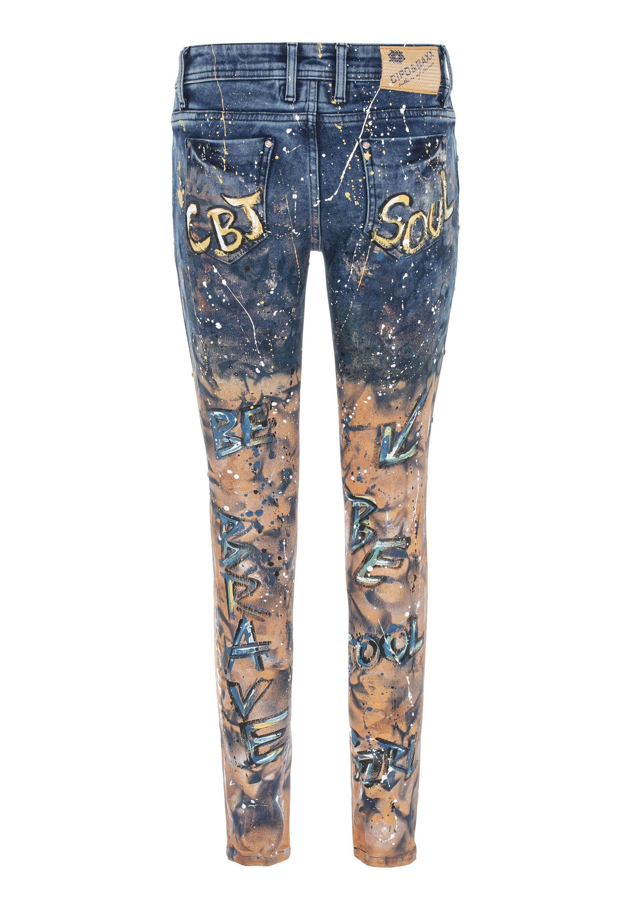 Cipo & Baxx Slim-fit-Jeans »Cipo & Baxx Jeans« Mit coolen Schriftzügen, WD440