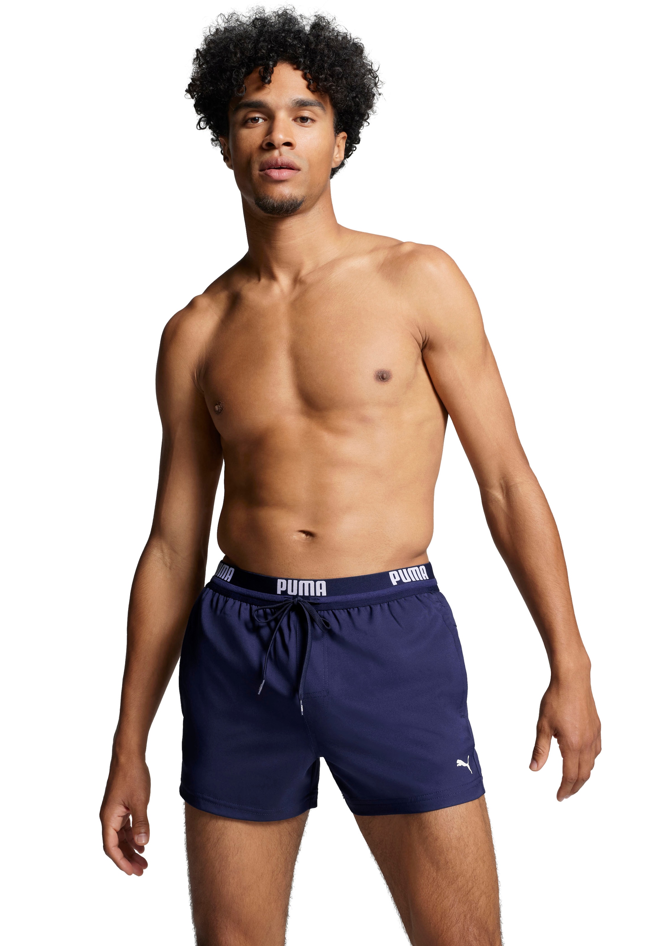 PUMA Badeshorts »PUMA SWIM MEN LOGO SHORT SHORTS 1P« Seitentaschen, Gesäßtasche mit Reißverschluss, Kordelzug