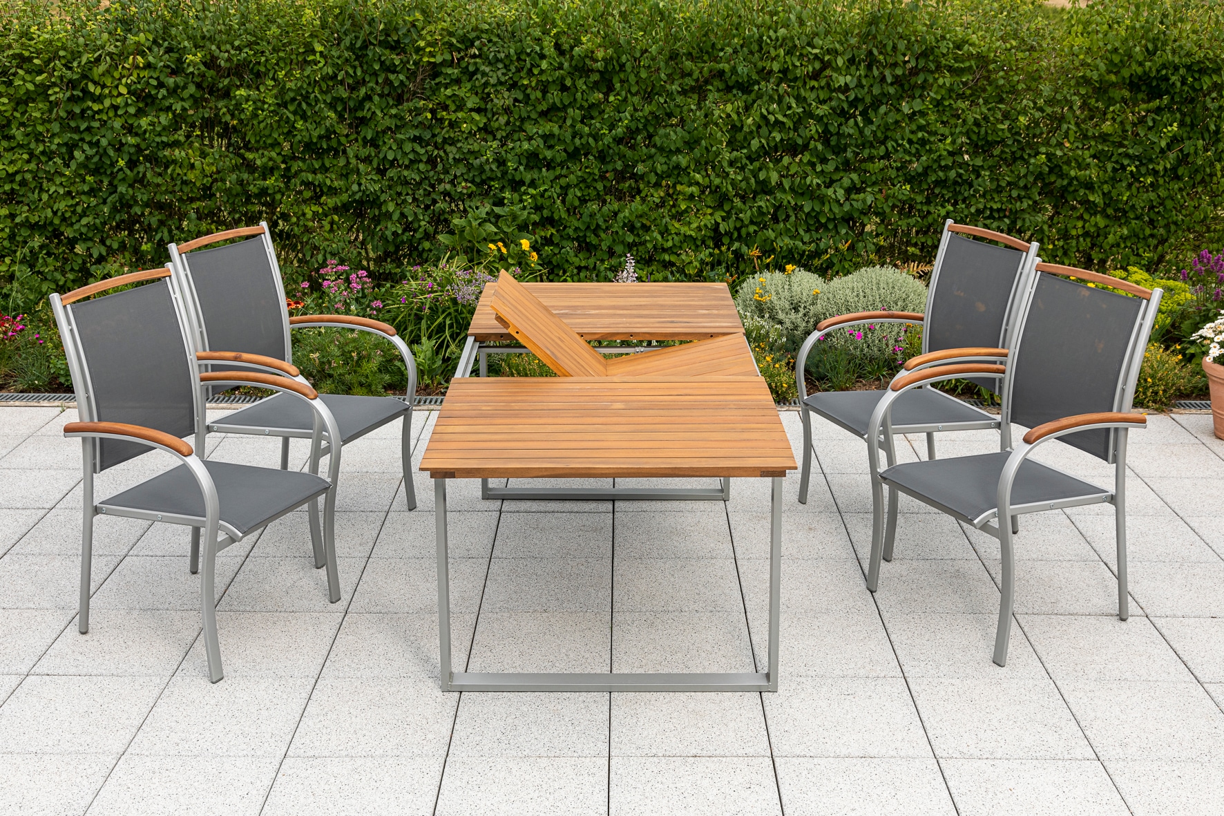 MERXX Garten-Essgruppe »»Siena««, (Set, 5 tlg., Pulverbeschichtetes Aluminiumgestell, Tischplatte aus Akazienholz), Ausziehtisch: LxB: 150-200 x 90 cm