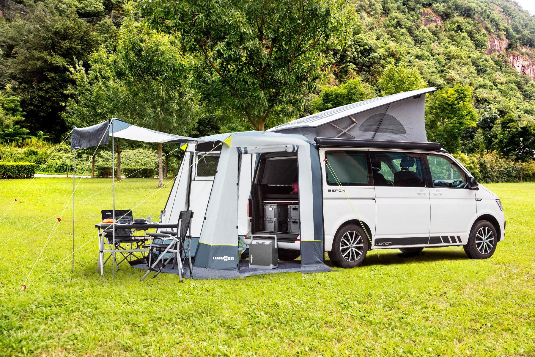 BRUNNER Buszelt