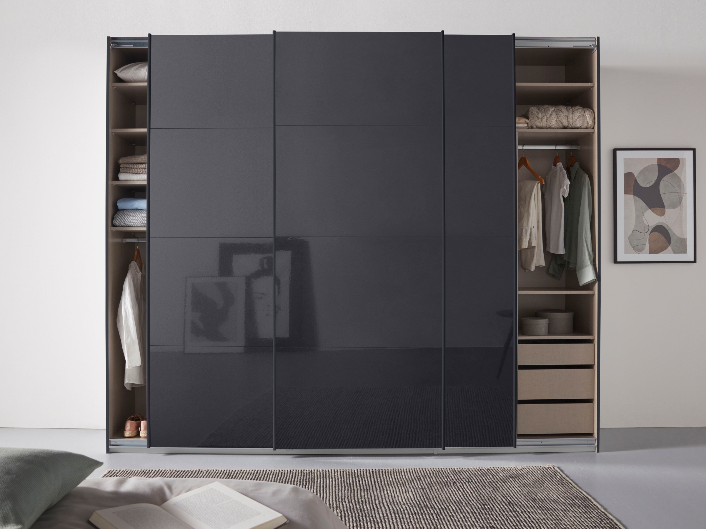 rauch Schwebetürenschrank »Kleiderschrank Schrank Garderobe TOPSELLER OTELI inkl. Inneneinteilung«, mit 3 Innenschubladen sowie zusätzlichen Einlegeböden MADE IN GERMANY