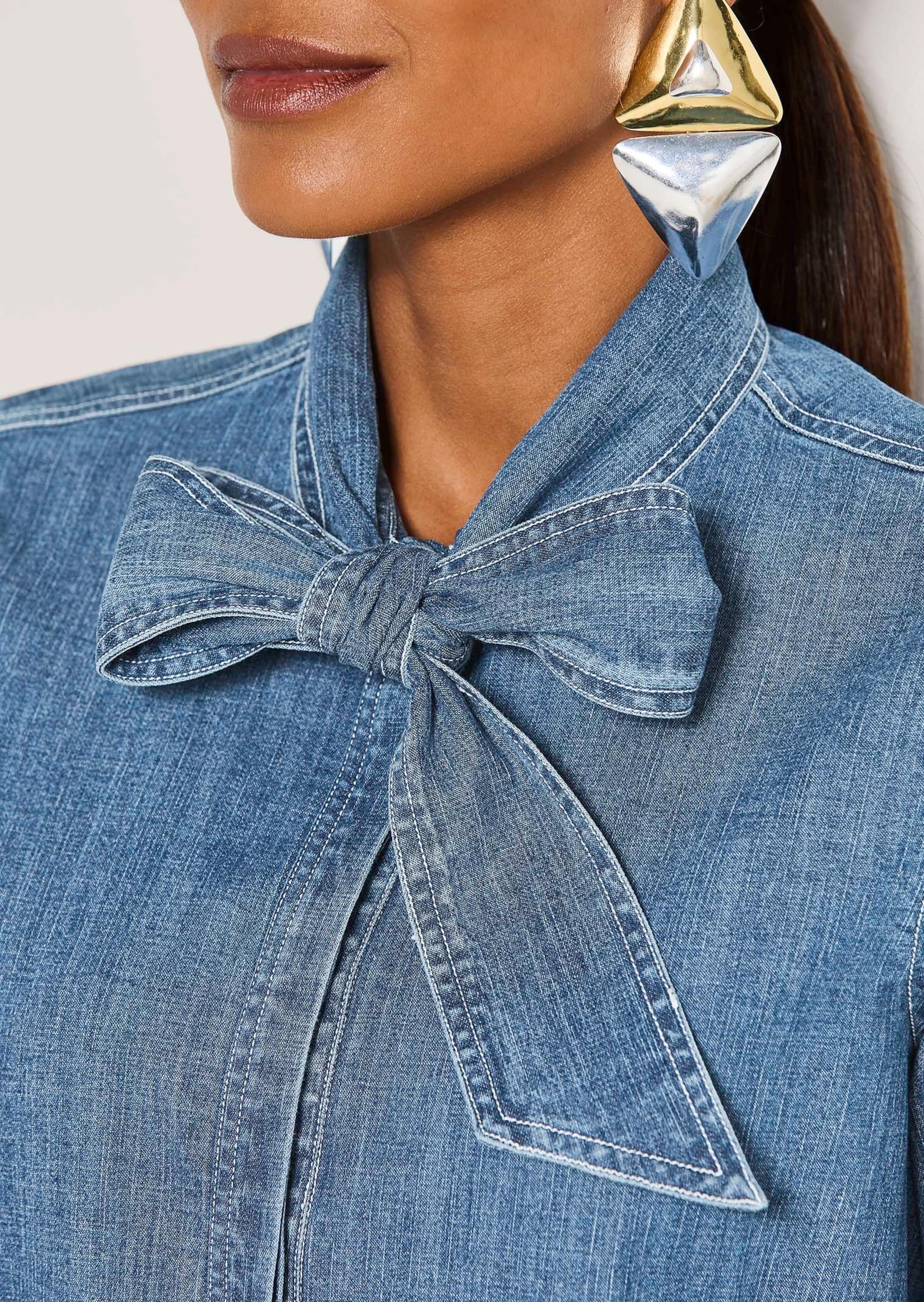 MADELEINE Langarmbluse »Jeansbluse Schlupfbluse mit Schluppe« Hemdkragen mit angschnittener Schluppe
