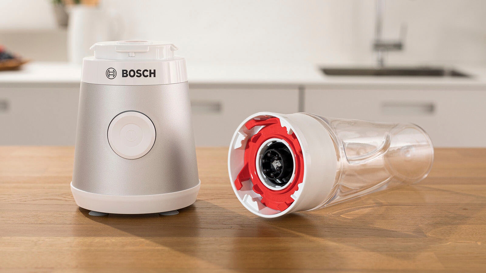 BOSCH Standmixer »VitaPower Serie 2 MMB2111T, Mini-Mixer, 0,6l ToGo, 40.000 U/Min, weiß«, 450 W, ToGo Flasche aus Tritan, Trinkdeckel, 4 Klingen, Made in Europe