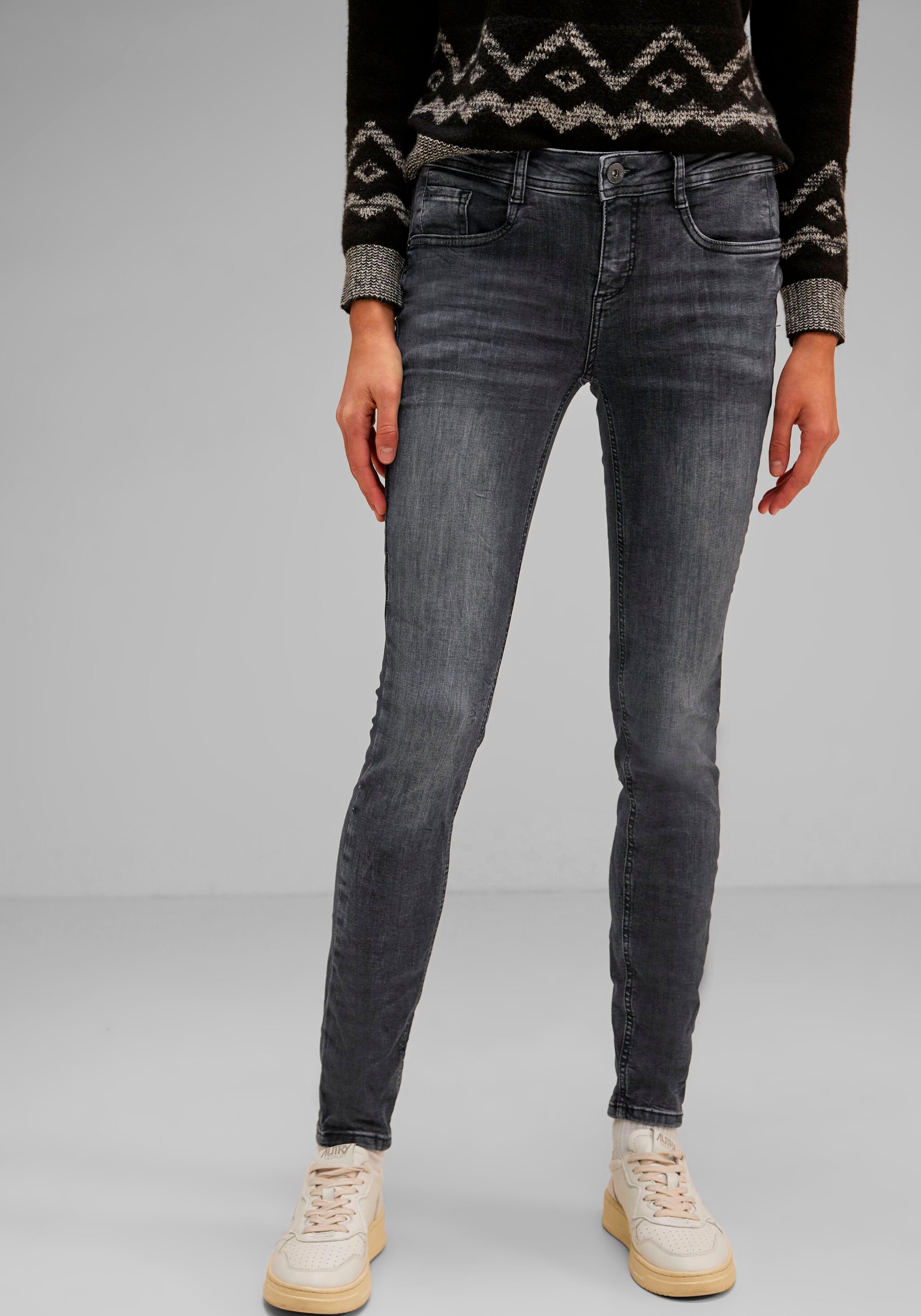 STREET ONE Skinny-fit-Jeans, mit schmalem Bein