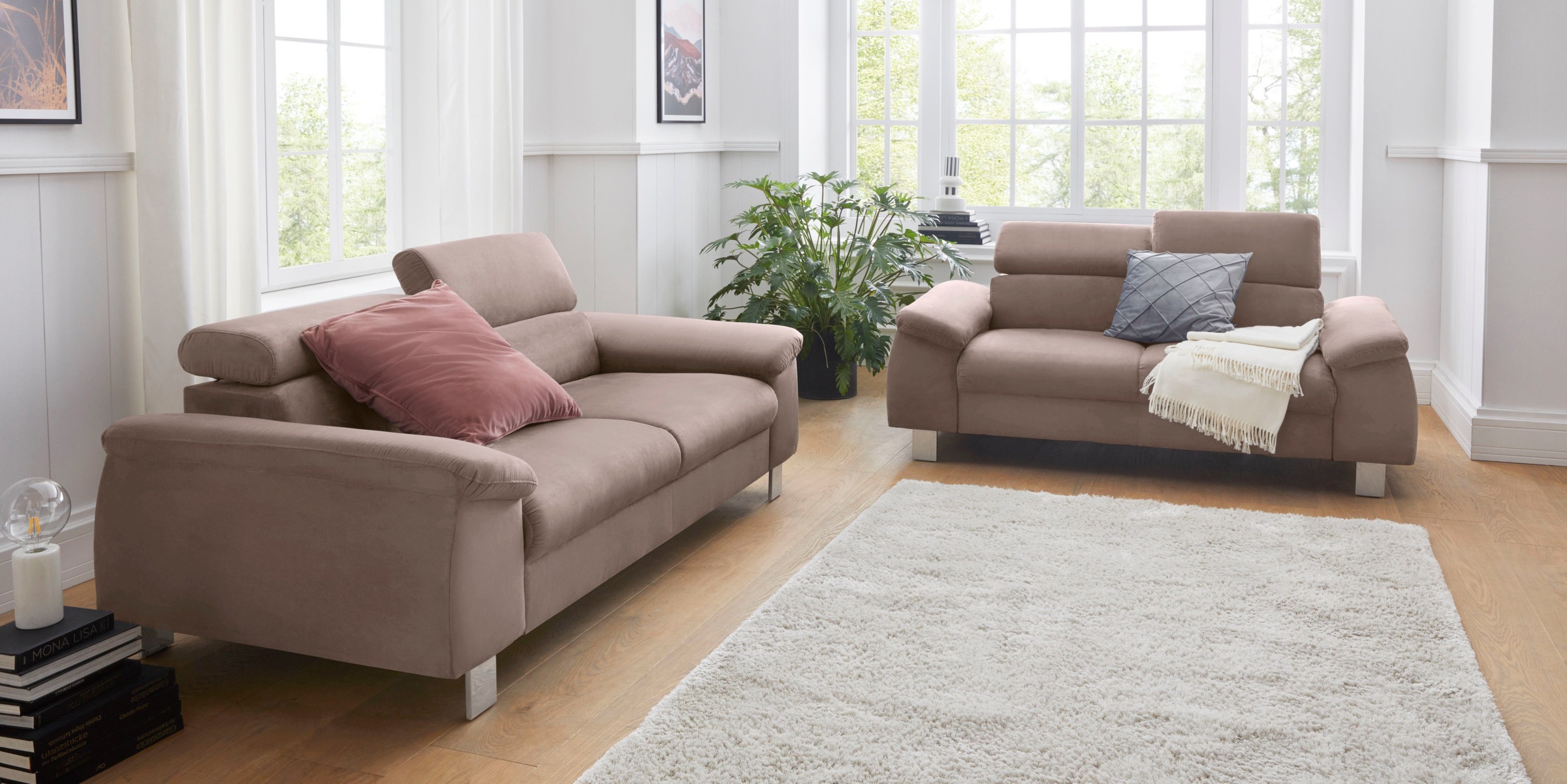 COTTA Polstergarnitur »Komaris«, (Set), Set bestehend aus: 2-Sitzer mit Kopfteilverstellung & Hocker